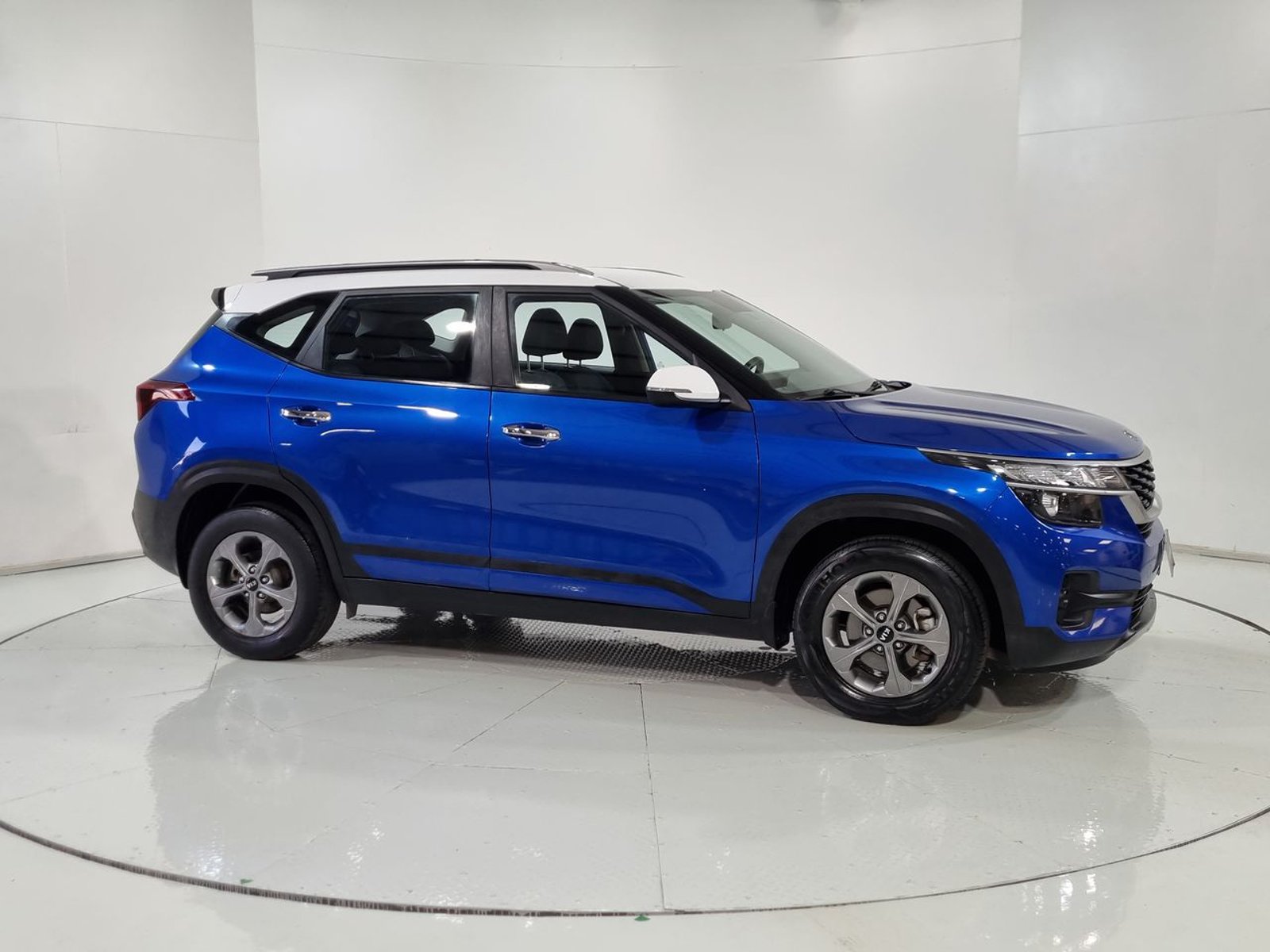 Kia SELTOS MPI 6MT 1.6 2021 - Imagen 14 de 20