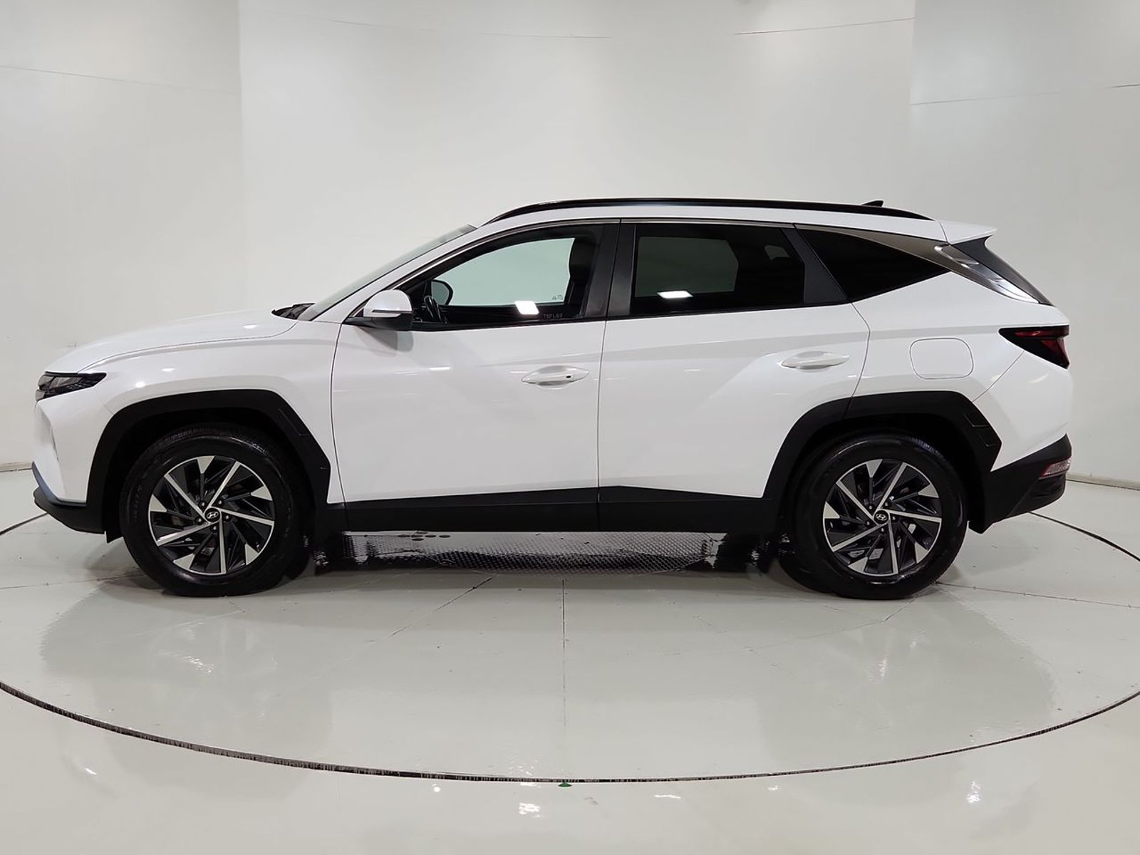 Hyundai TUCSON NX4 MPI 2.0 2024 - Imagen 5 de 20