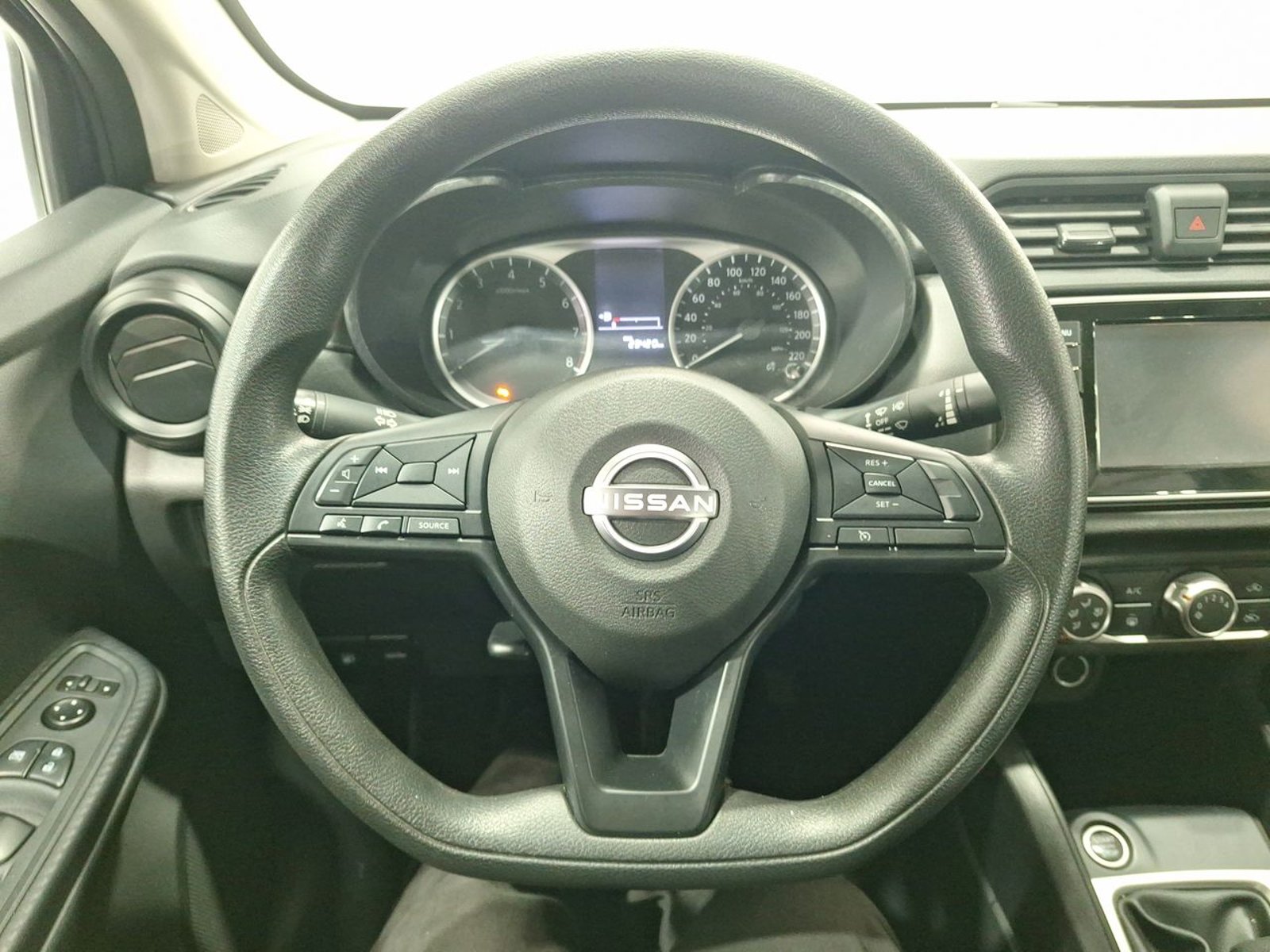 Nissan VERSA MT 4X2 1.6 2024 - Imagen 19 de 20