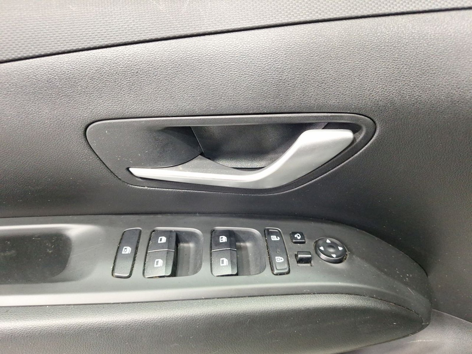 Hyundai TUCSON NX4 2.0 AT 2024 - Imagen 16 de 20
