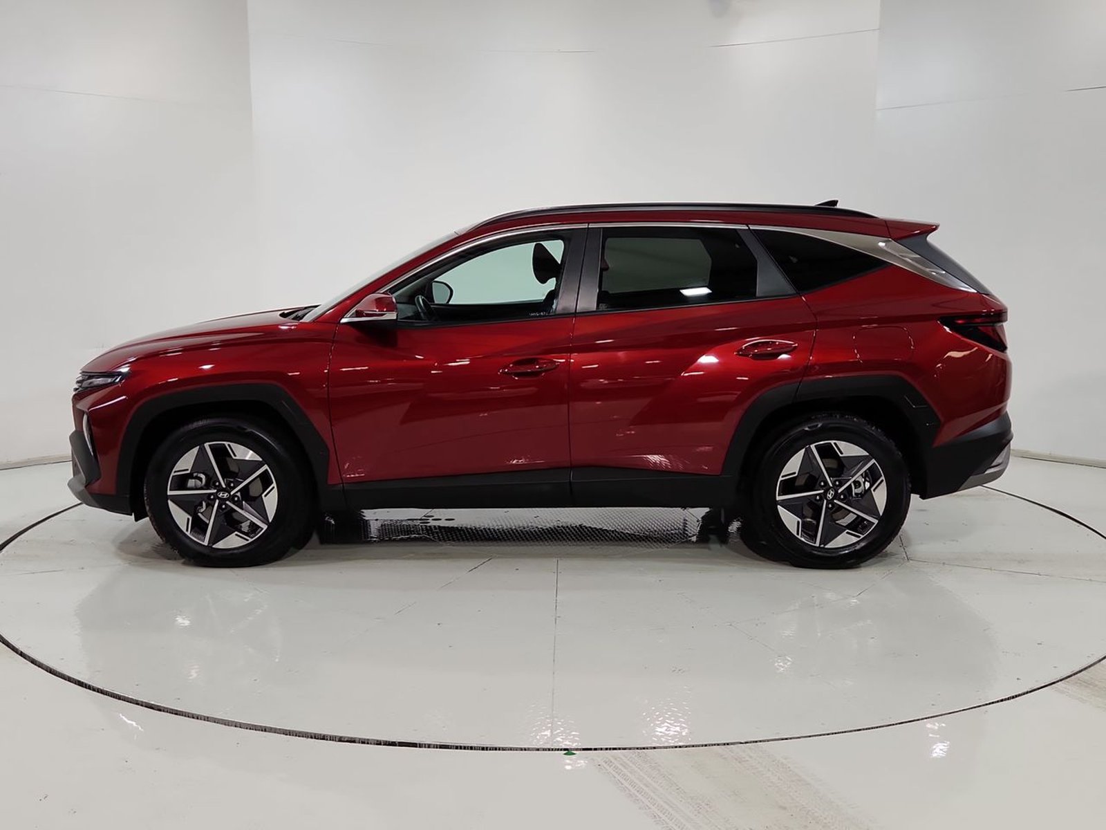 Hyundai TUCSON NX4 GDI 4X2 1.6 AUT 2025 - Imagen 5 de 20