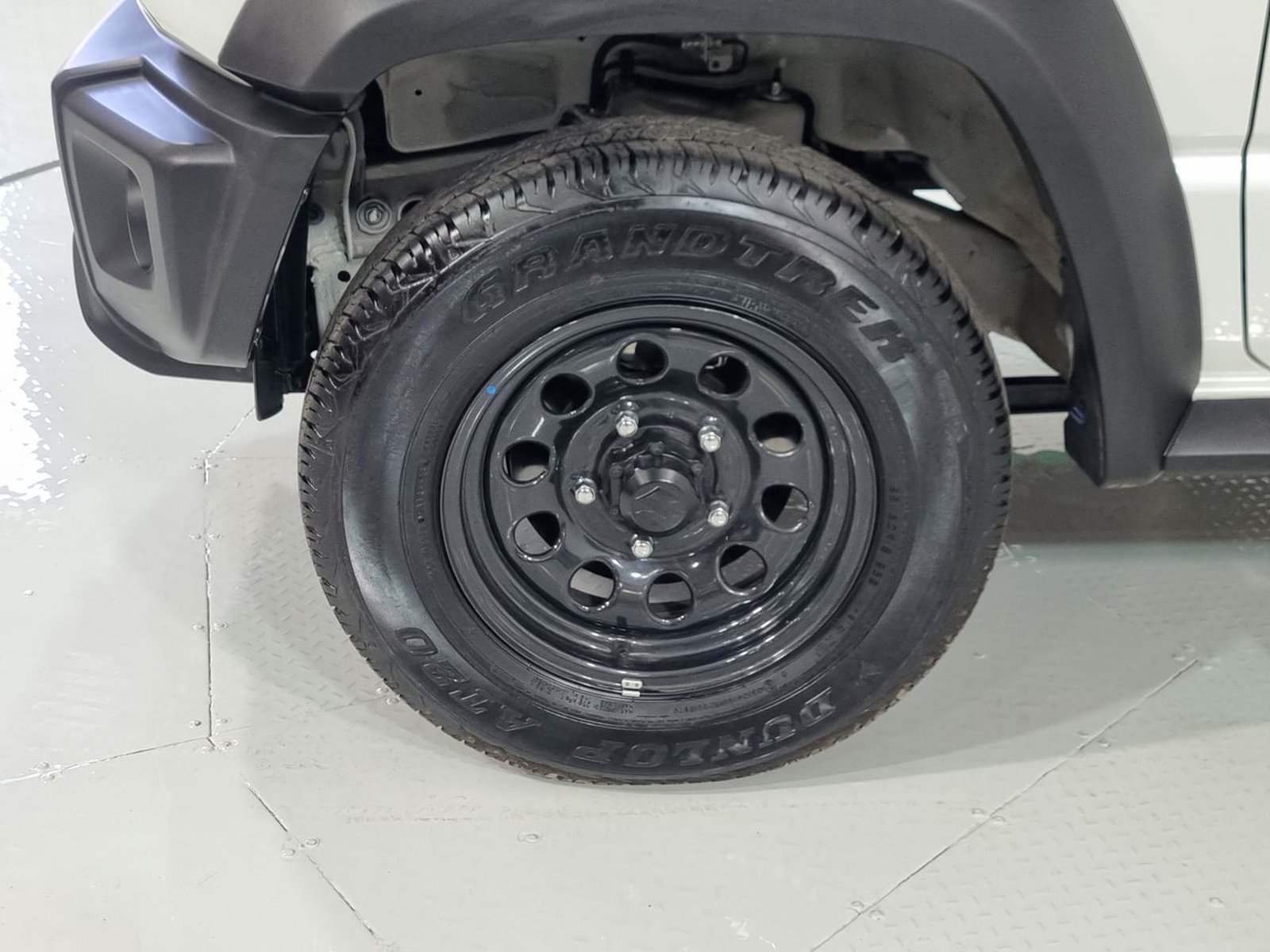 Suzuki JIMNY MT 4X4 1.5 2025 - Imagen 18 de 20