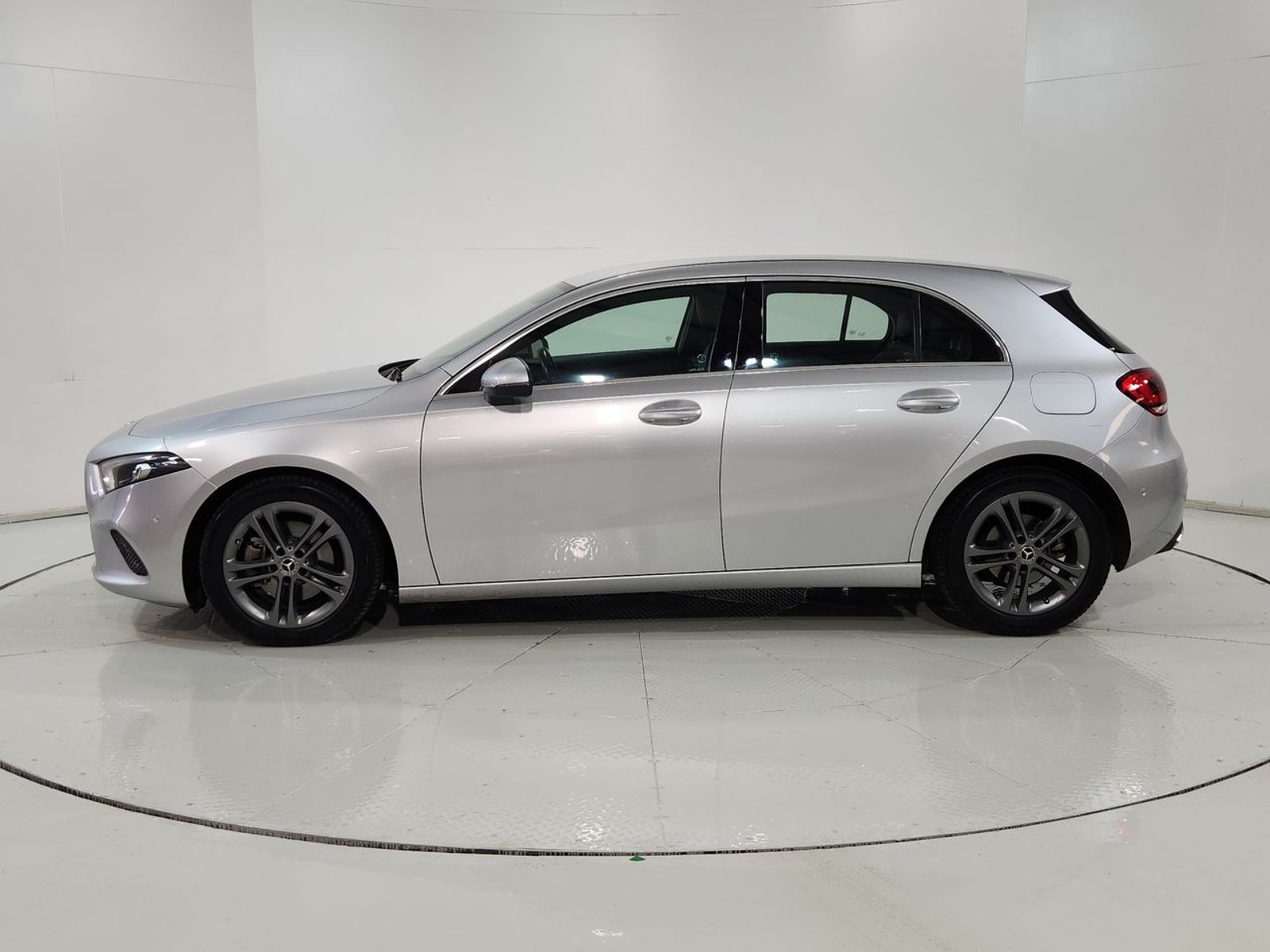 Mercedes benz A200 HB 1.9 AUT 2020 - Imagen 5 de 20