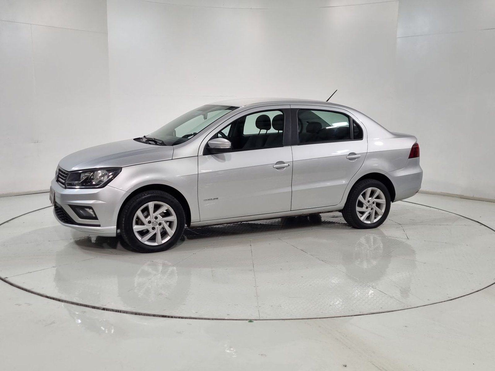 Volkswagen VOYAGE 1.6 AUT 2022 - Imagen 4 de 20