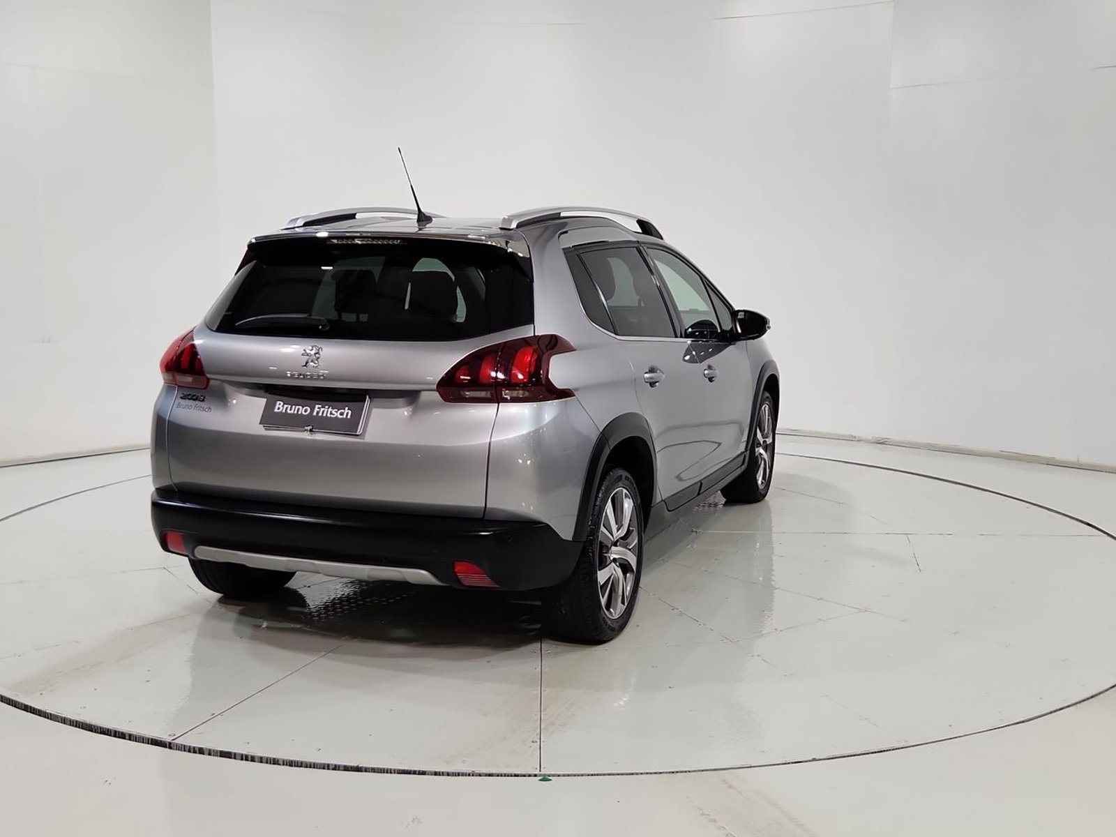 Peugeot 2008 ALLURE BLUEHDI 1.5 2020 - Imagen 10 de 20