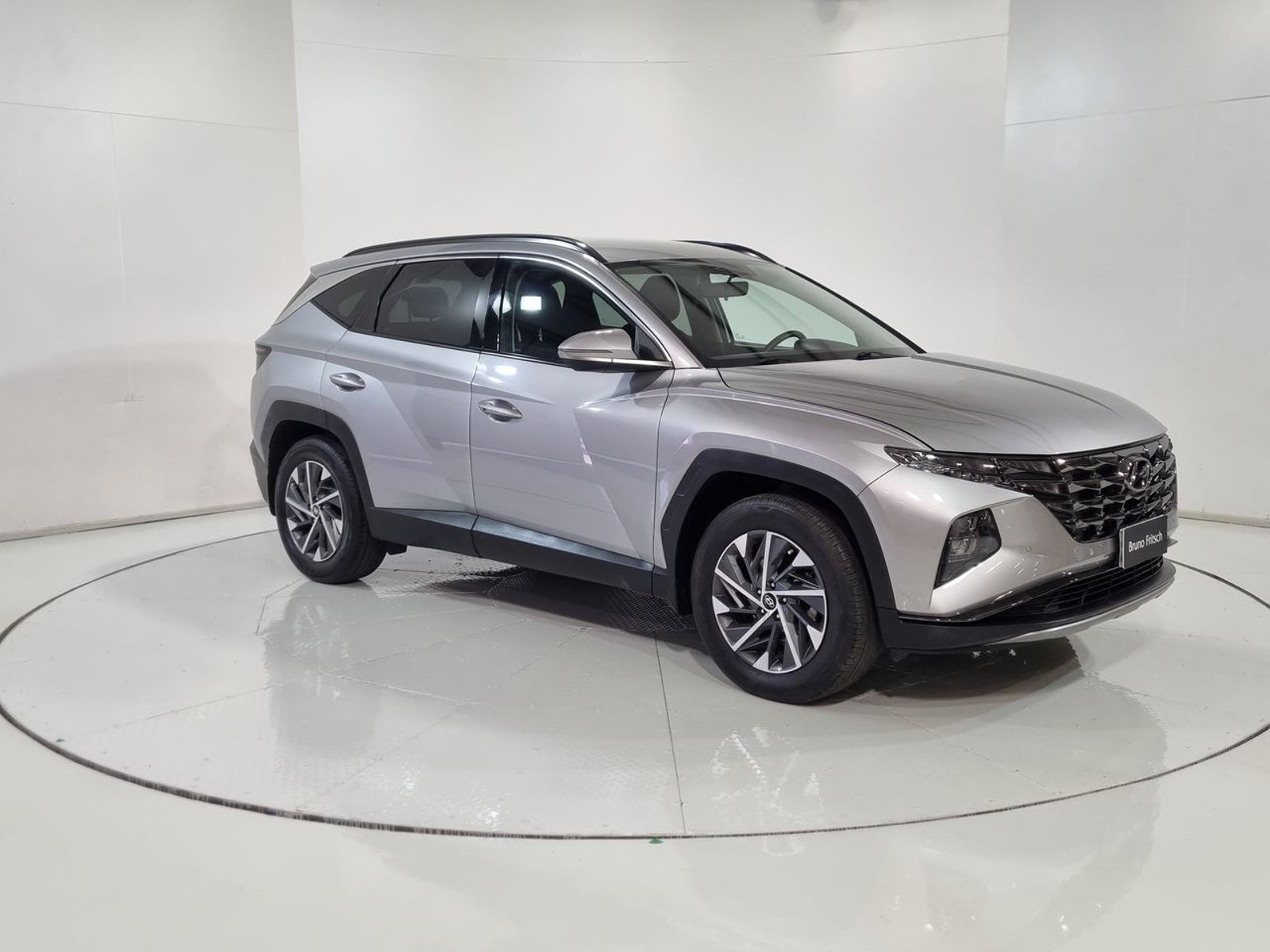 Hyundai TUCSON NX4 2.0 AUT 2023 - Imagen 15 de 20