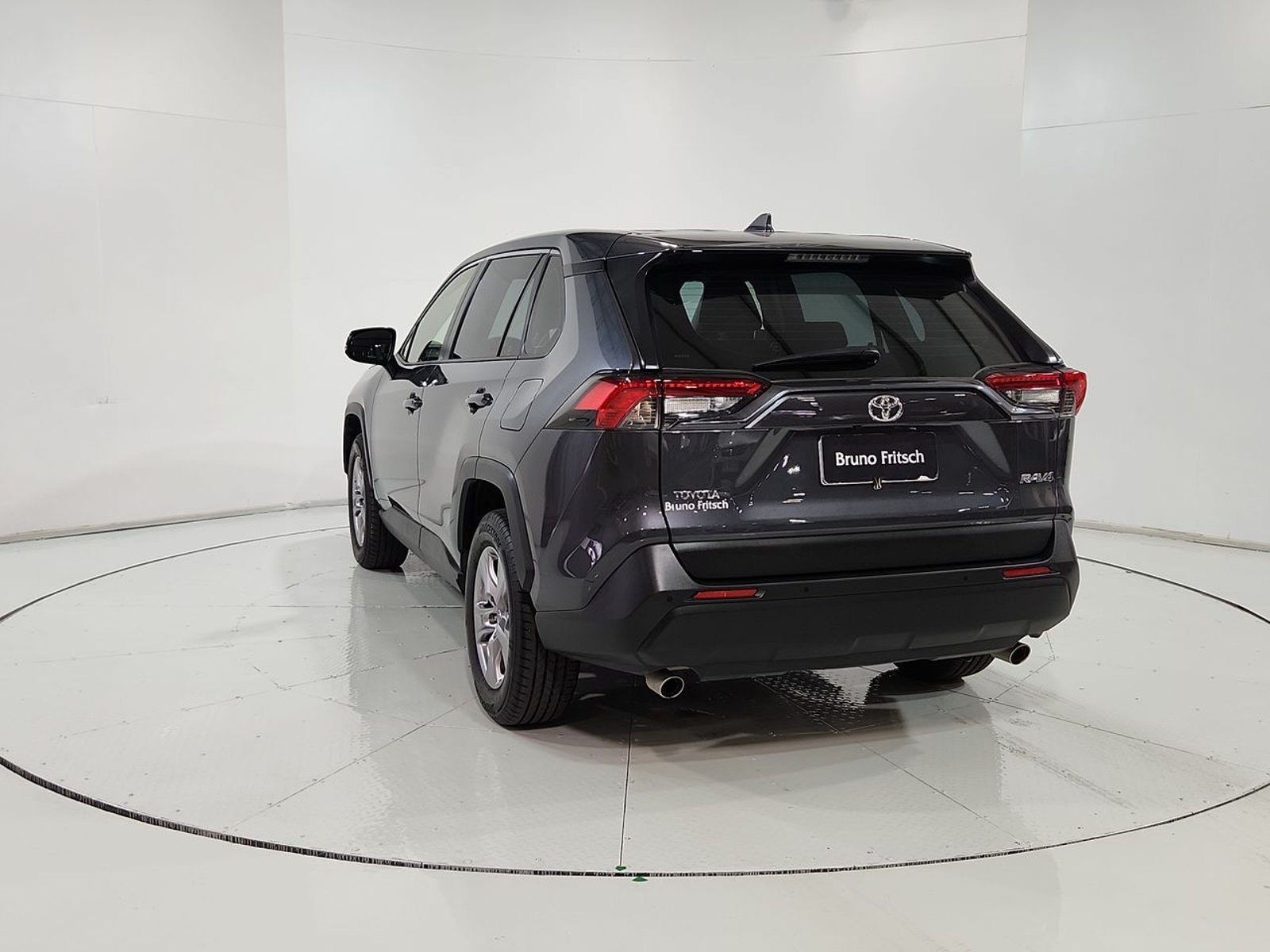 Toyota RAV4 4X2 2.0 AUT 2025 - Imagen 8 de 20