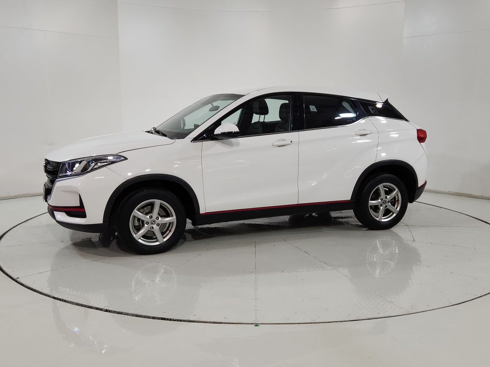 Dfsk 500 SUV 500 1.5 2022 - Imagen 4 de 20