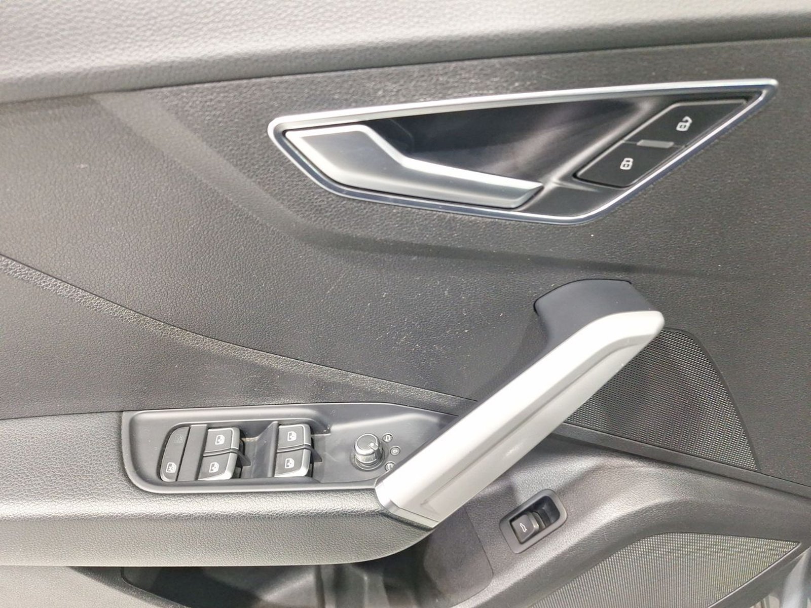 Audi Q2 TFSI 1.4 AUT 2019 - Imagen 16 de 20