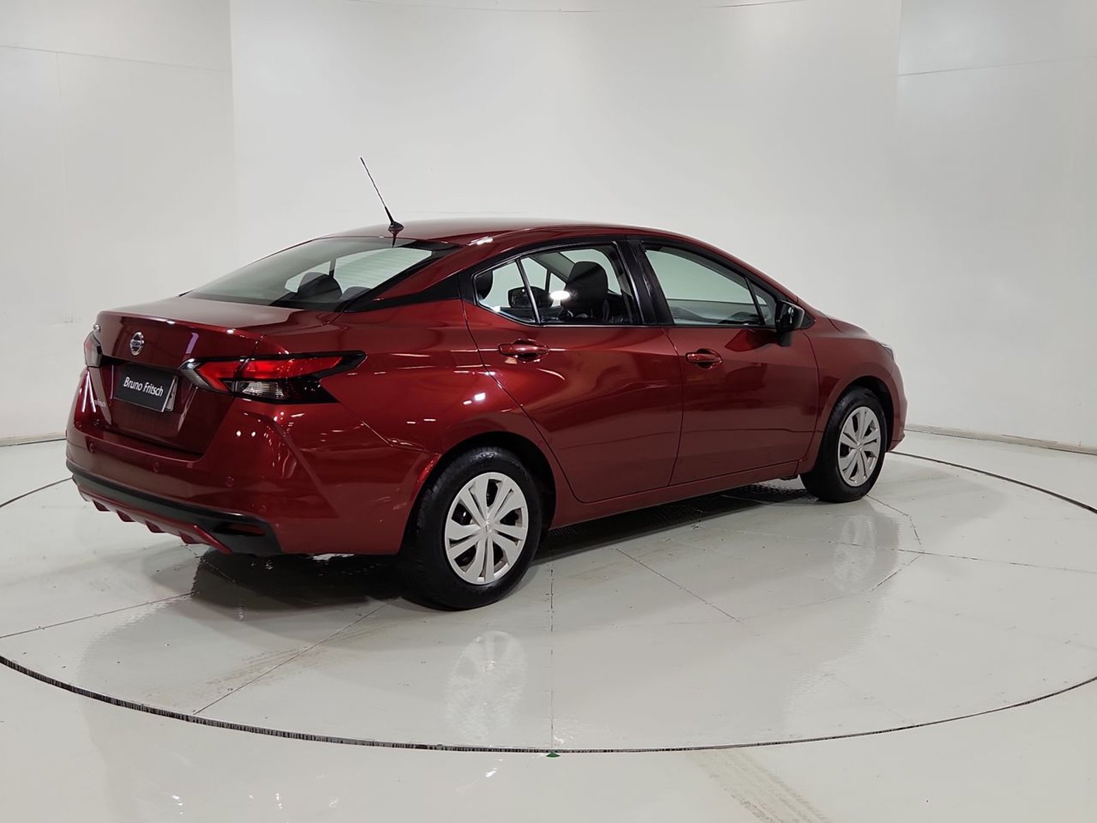 Nissan VERSA MT 1.6 2023 - Imagen 11 de 20