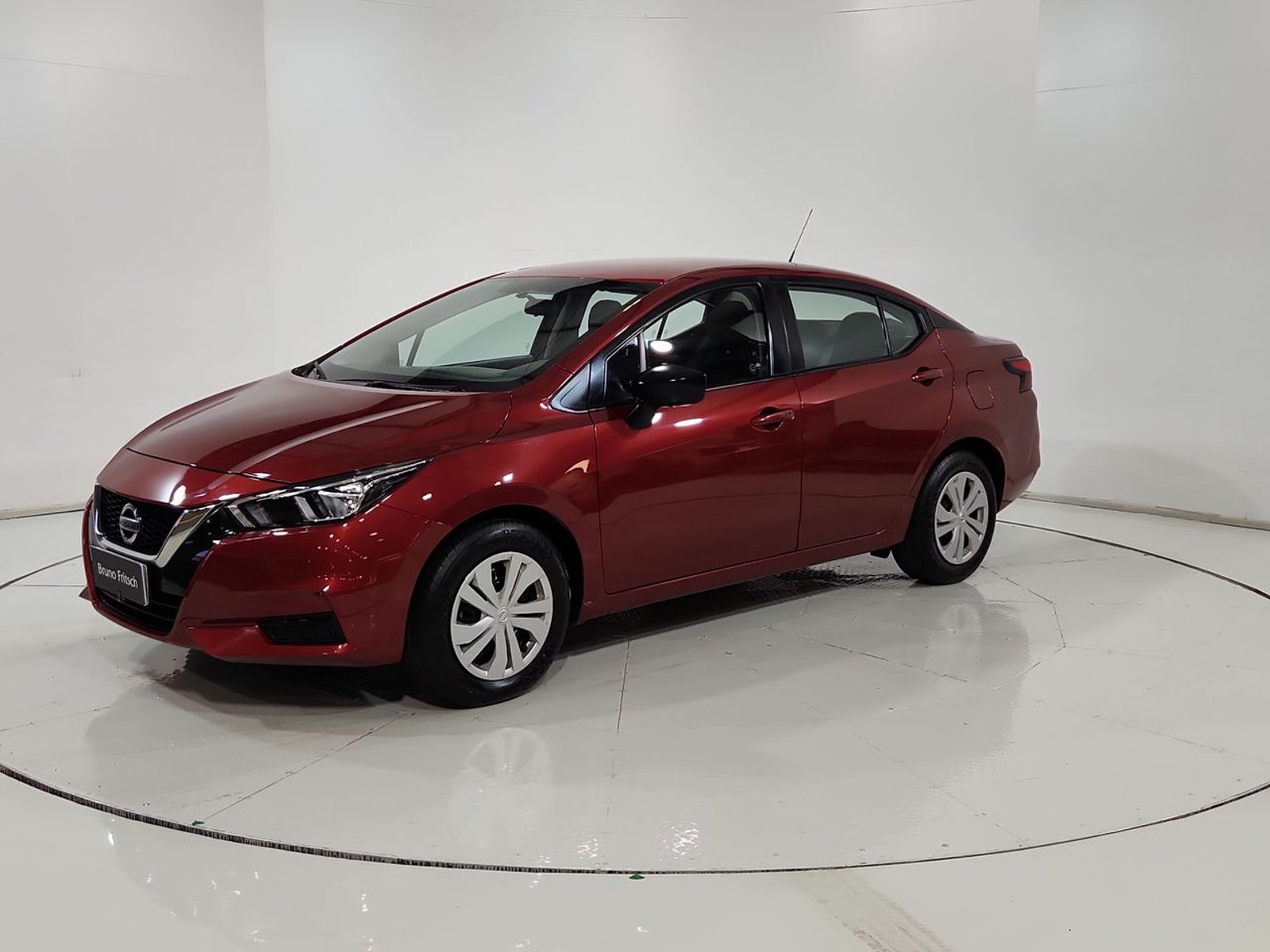 Nissan VERSA MT 1.6 2023 - Imagen 3 de 20