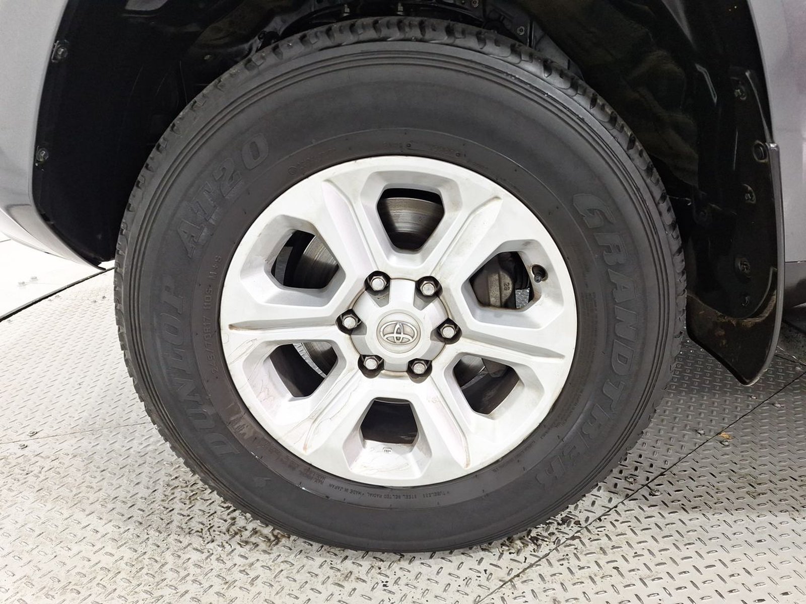 Toyota 4RUNNER 4X4 4.0 5AUT 2024 - Imagen 14 de 20