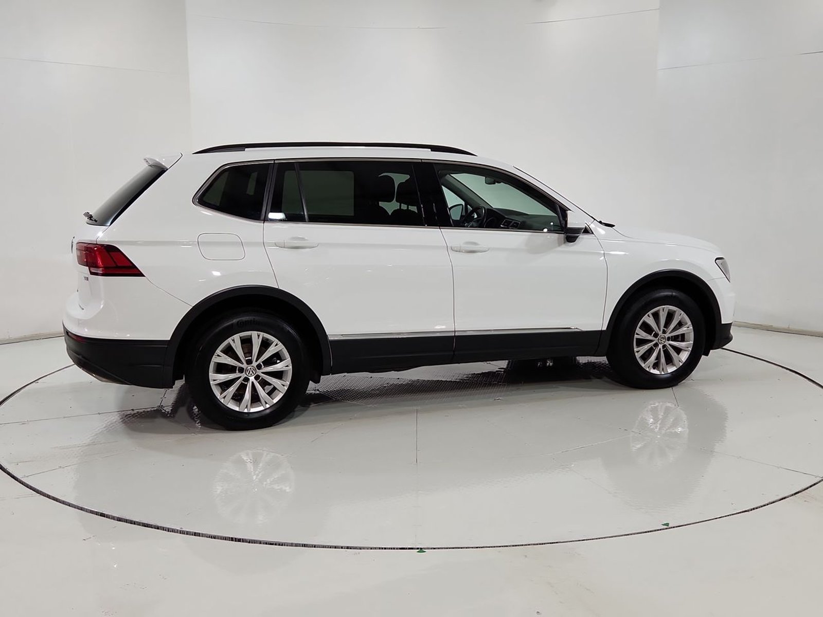 Volkswagen TIGUAN TSI 1.4 AUT 2018 - Imagen 12 de 20
