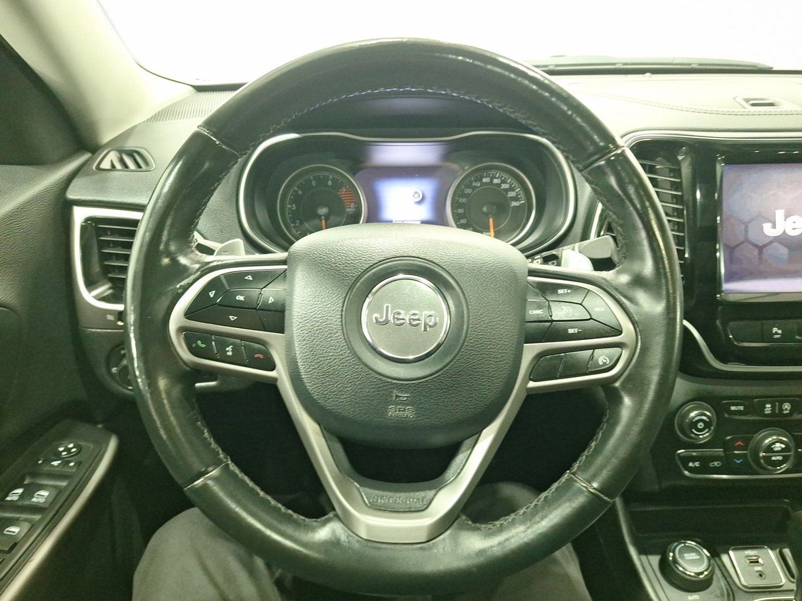 Jeep CHEROKEE NEW CHEROKEE LTD 4X4 3.2 AUT 2020 - Imagen 19 de 20