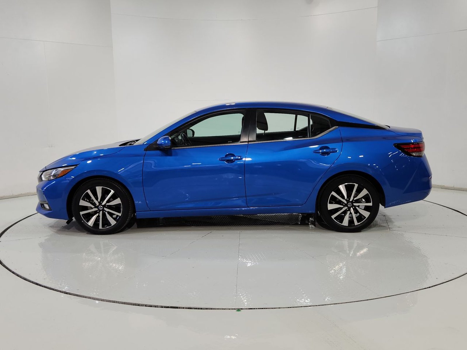 Nissan SENTRA B18 CVT 2.0 AUT 2022 - Imagen 5 de 20