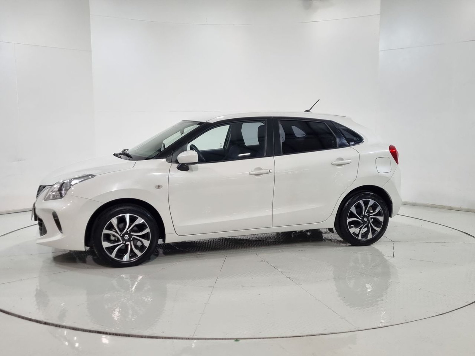 Suzuki BALENO GLS HB 1.4 AUT 2022 - Imagen 4 de 20
