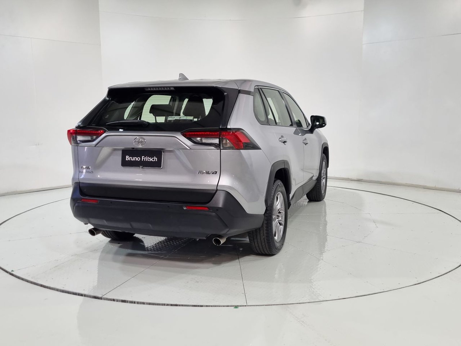 Toyota RAV4 OTTO 2.0 AUT 2023 - Imagen 10 de 20
