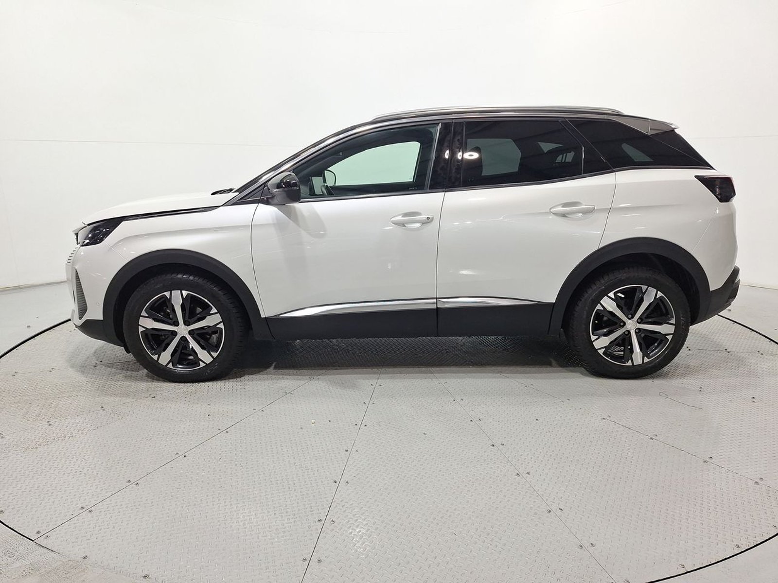 Peugeot 3008 THP 165HP 1.6 AUT 2023 - Imagen 4 de 20