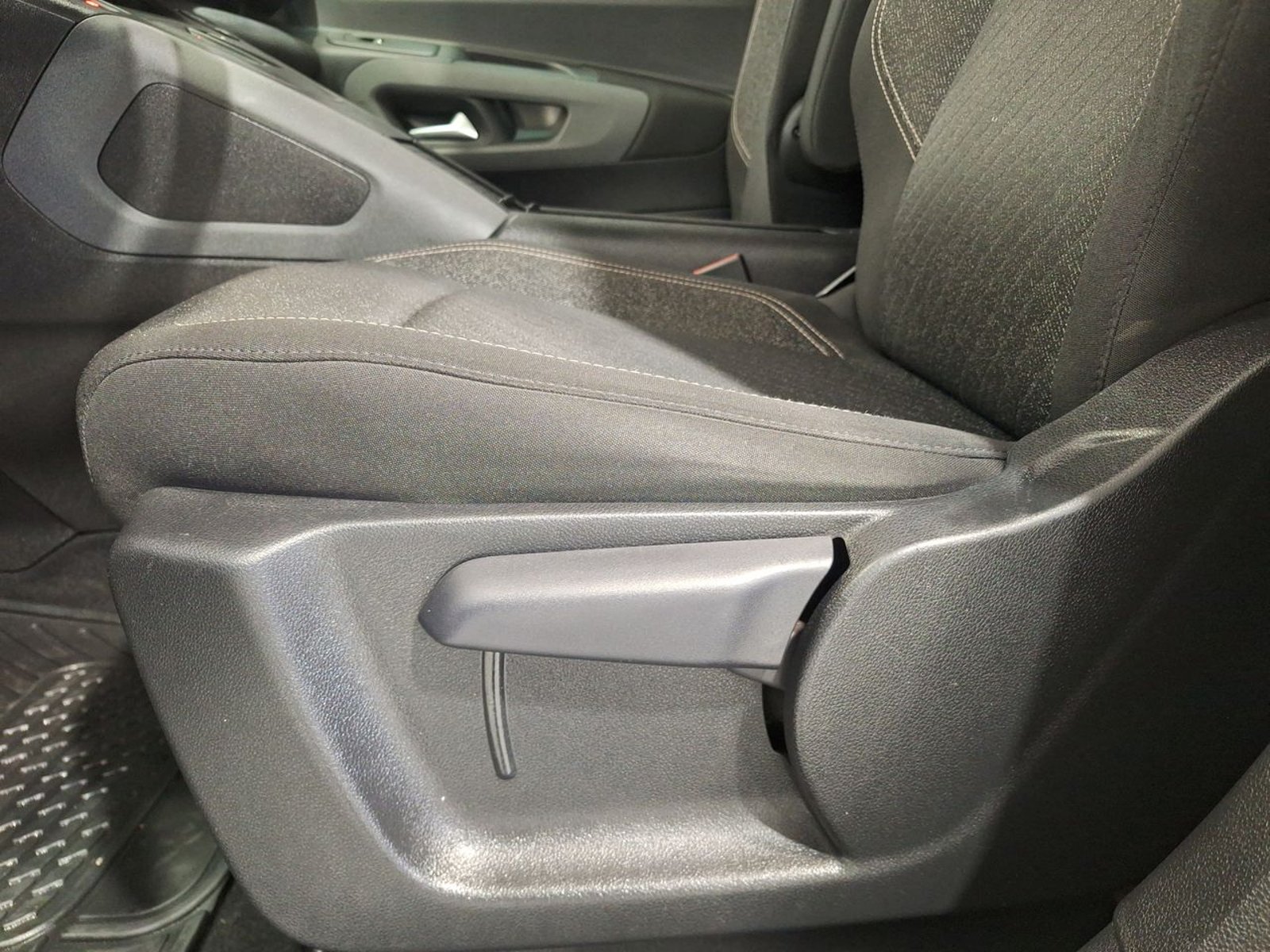 Peugeot RIFTER MCA ALLURE BLUEHDI 130 EAT8 2025 - Imagen 17 de 20
