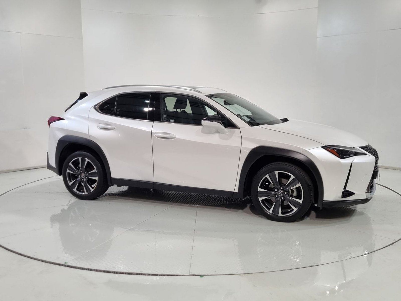 Lexus UX250H 2.0 AUT 2023 - Imagen 14 de 20