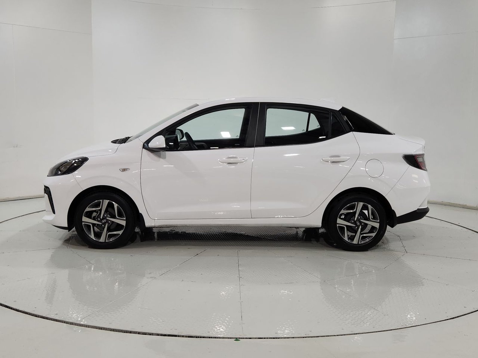 Hyundai GRAND I10 1.2 AUT 2025 - Imagen 5 de 20