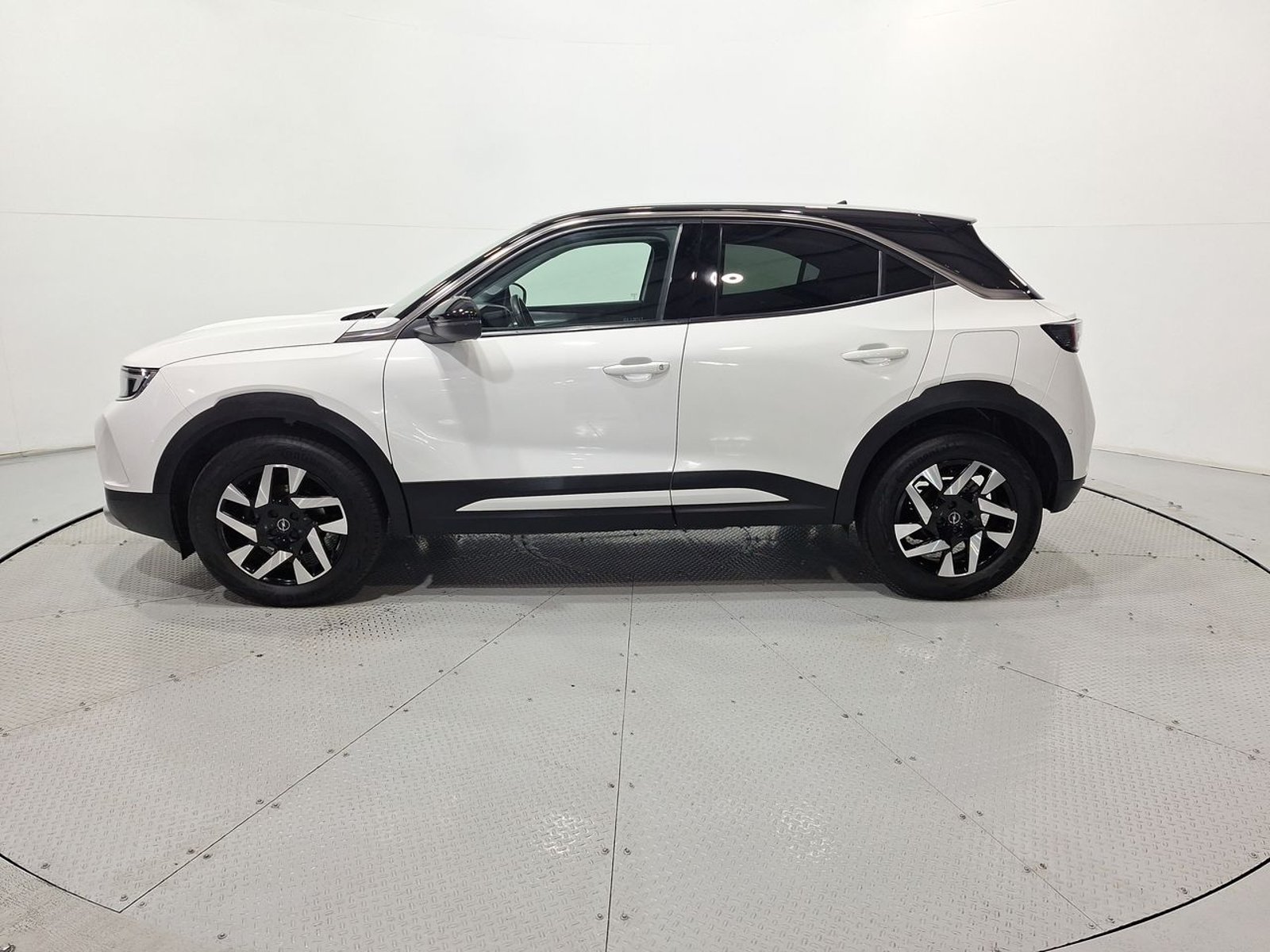 Opel MOKKA 1.2T 2023 - Imagen 4 de 20