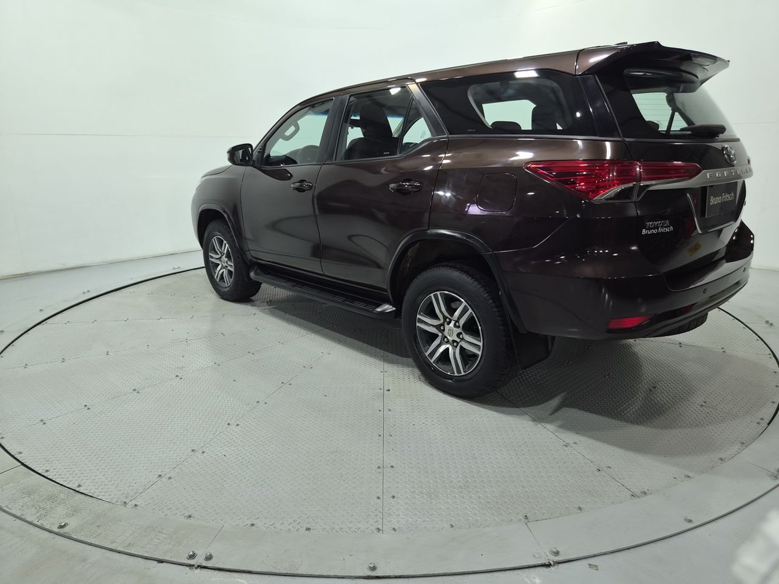Toyota FORTUNER 2.7 AUT 2018 - Imagen 5 de 20