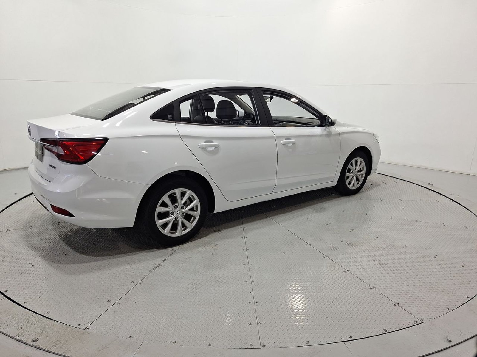 Mg 5 MG 5 1.5L CVT COM 2025 - Imagen 9 de 20