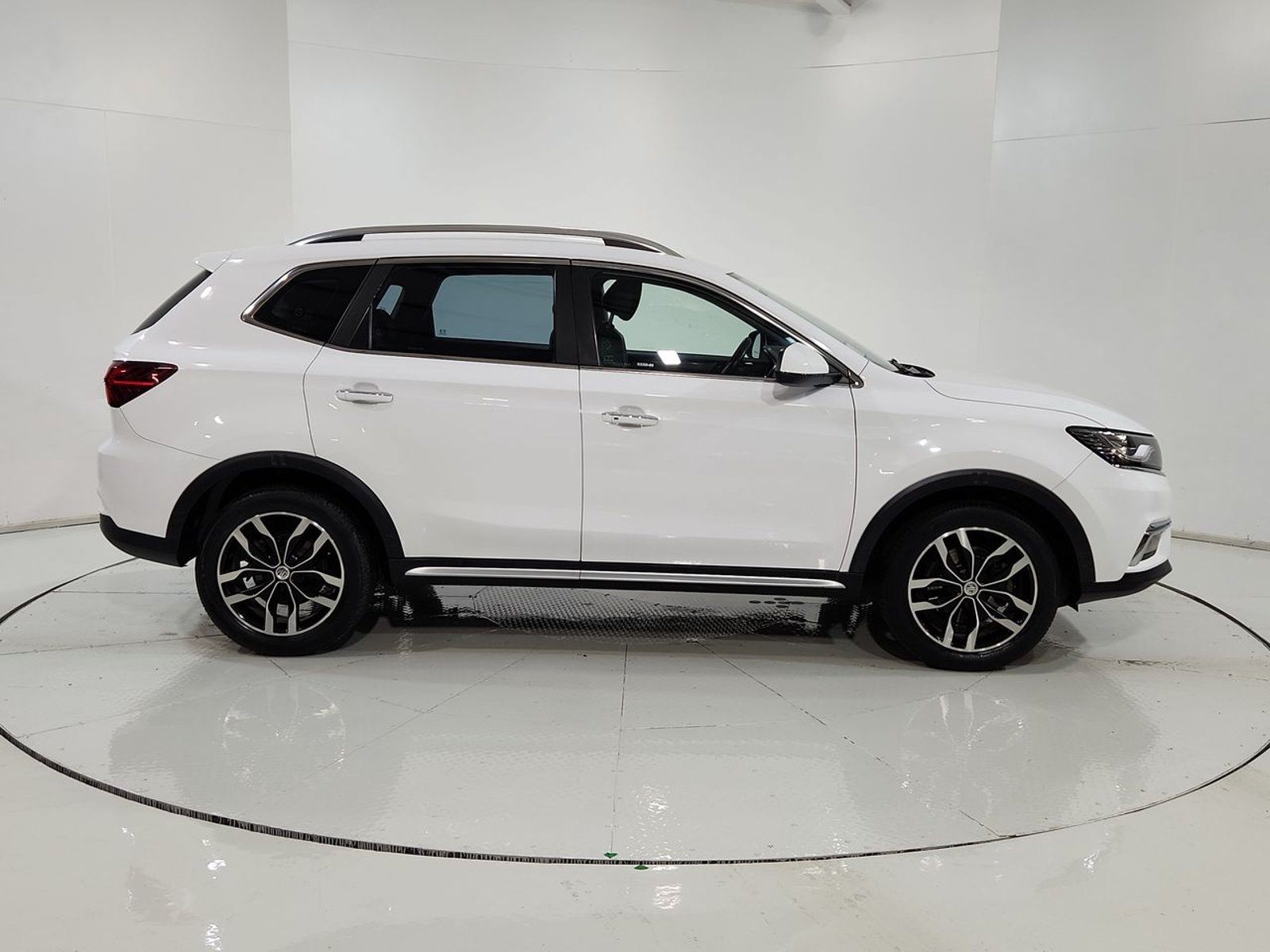 Mg RX5 1.5 AT 2019 - Imagen 13 de 20