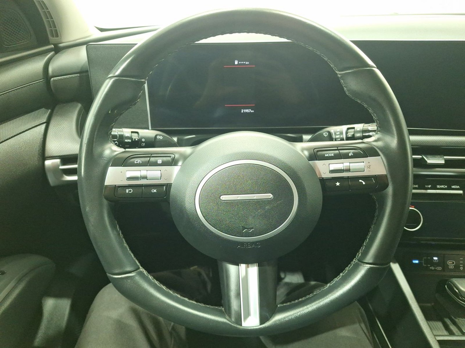 Hyundai TUCSON NX4 2.0 AUT 2025 - Imagen 19 de 20