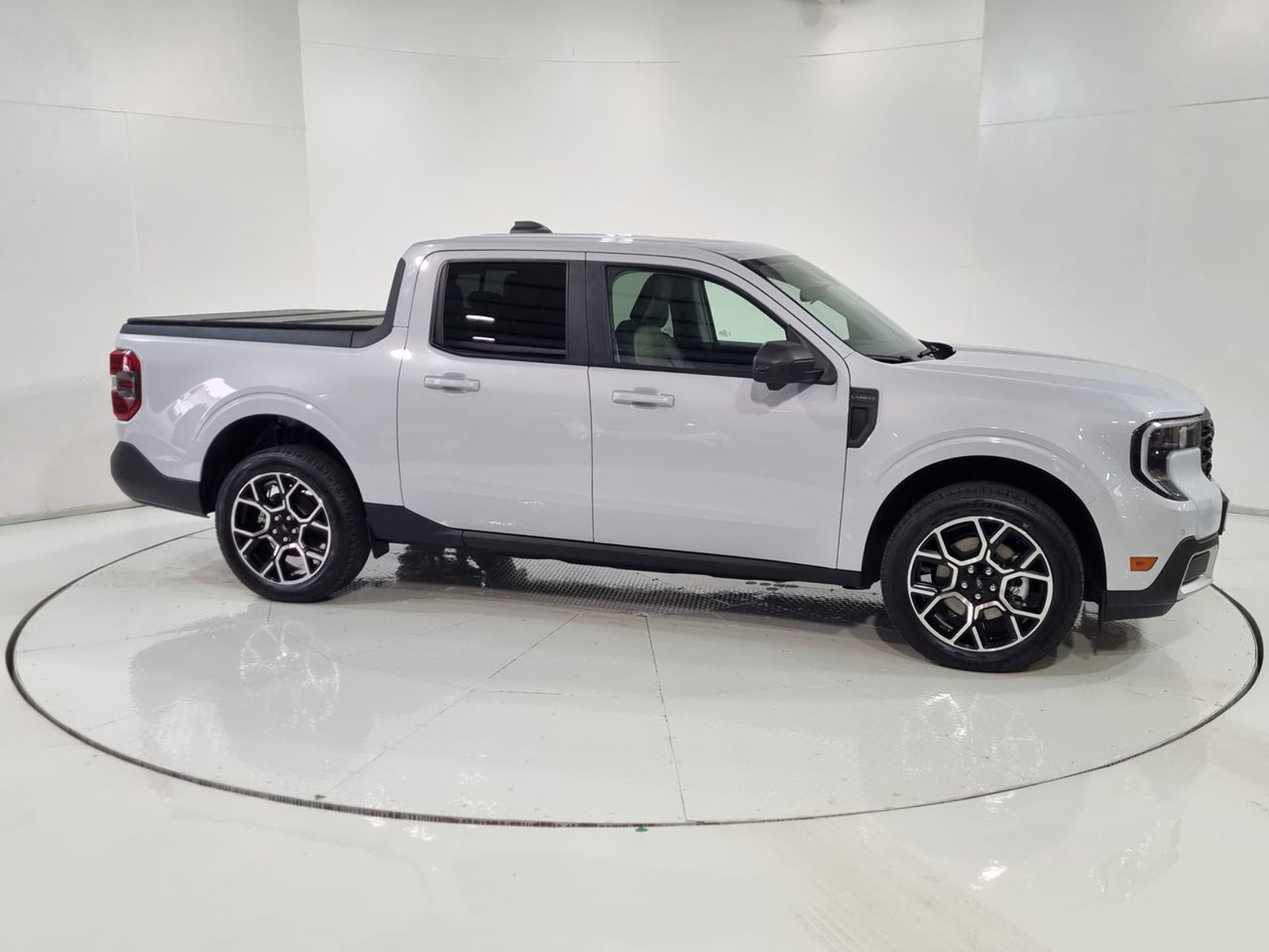 Ford MAVERICK LARIAT 4X4 2.5 AUT 2025 - Imagen 14 de 20