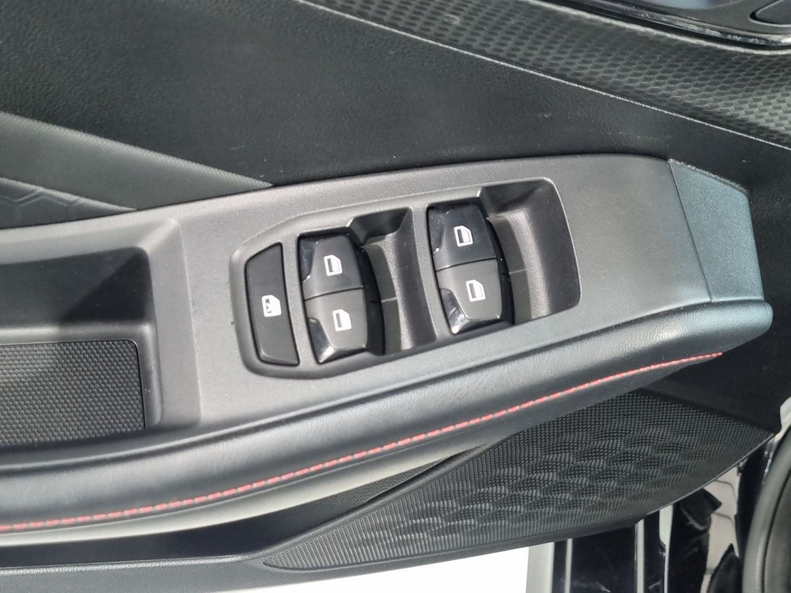 Mg GT MG GT 1.5T DCT DLX 2025 - Imagen 20 de 20