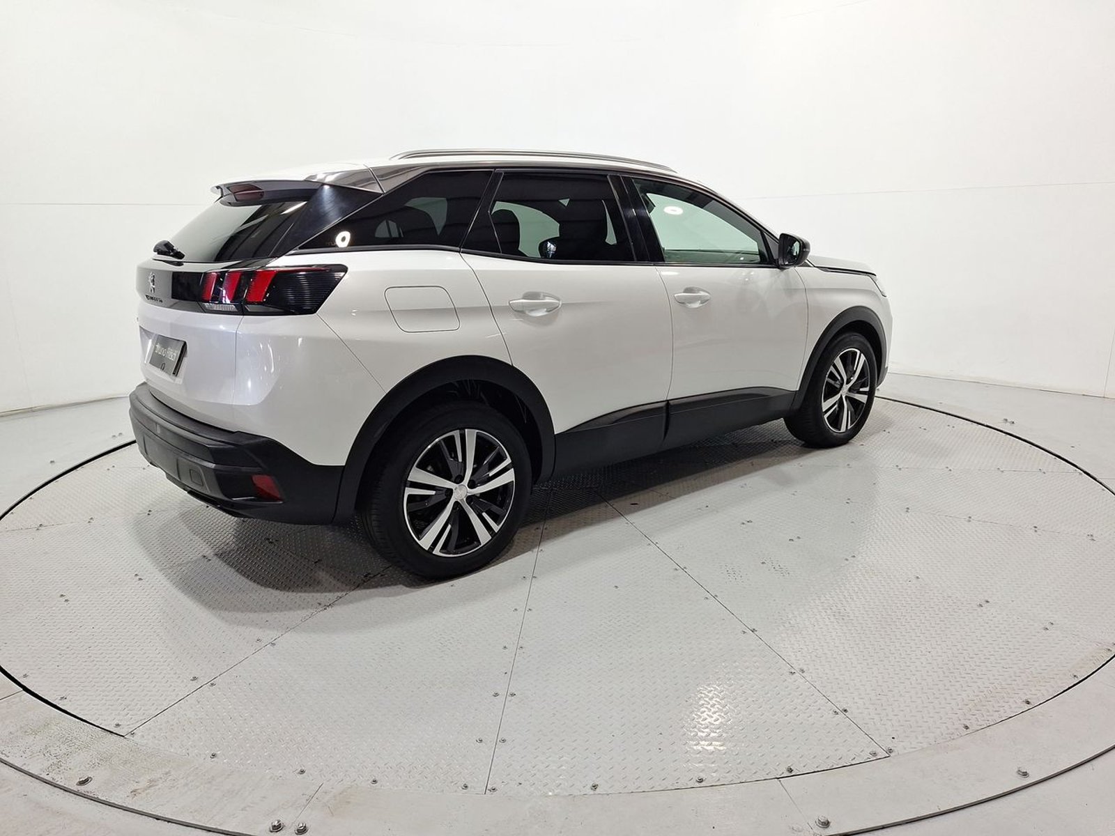 Peugeot 3008 PURETECH 1.2L 2024 - Imagen 9 de 20