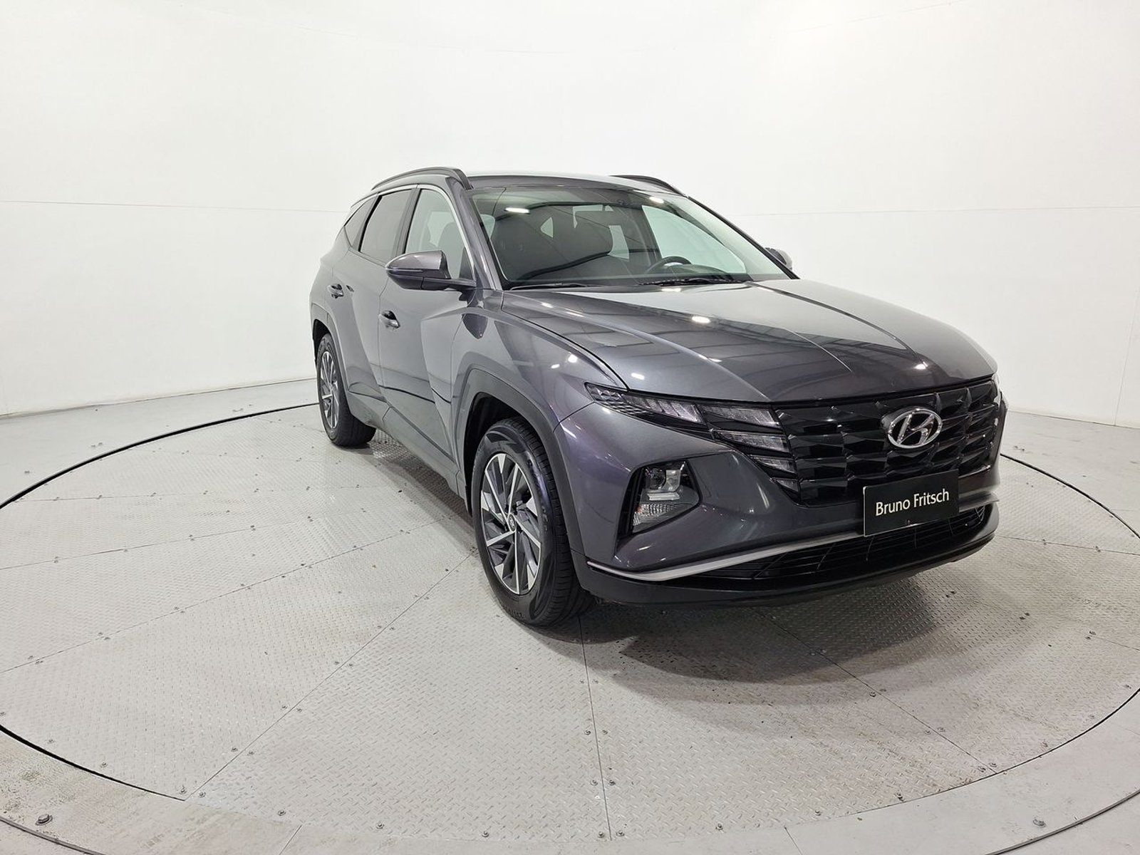 Hyundai TUCSON NX4 MPI 2.0 2024 - Imagen 12 de 20