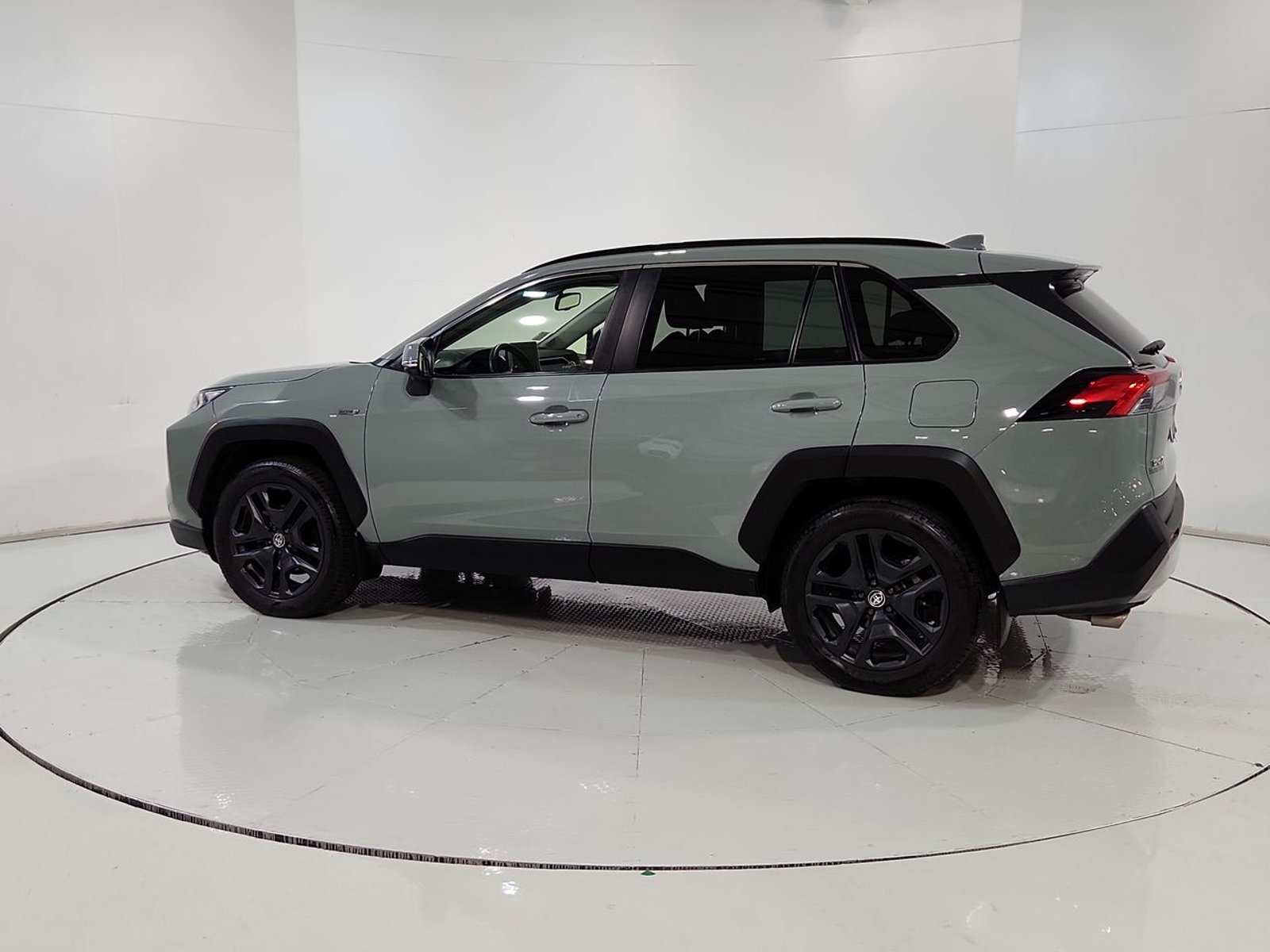 Toyota RAV4 4X4 OTTO 2.5 AT 2023 - Imagen 6 de 20