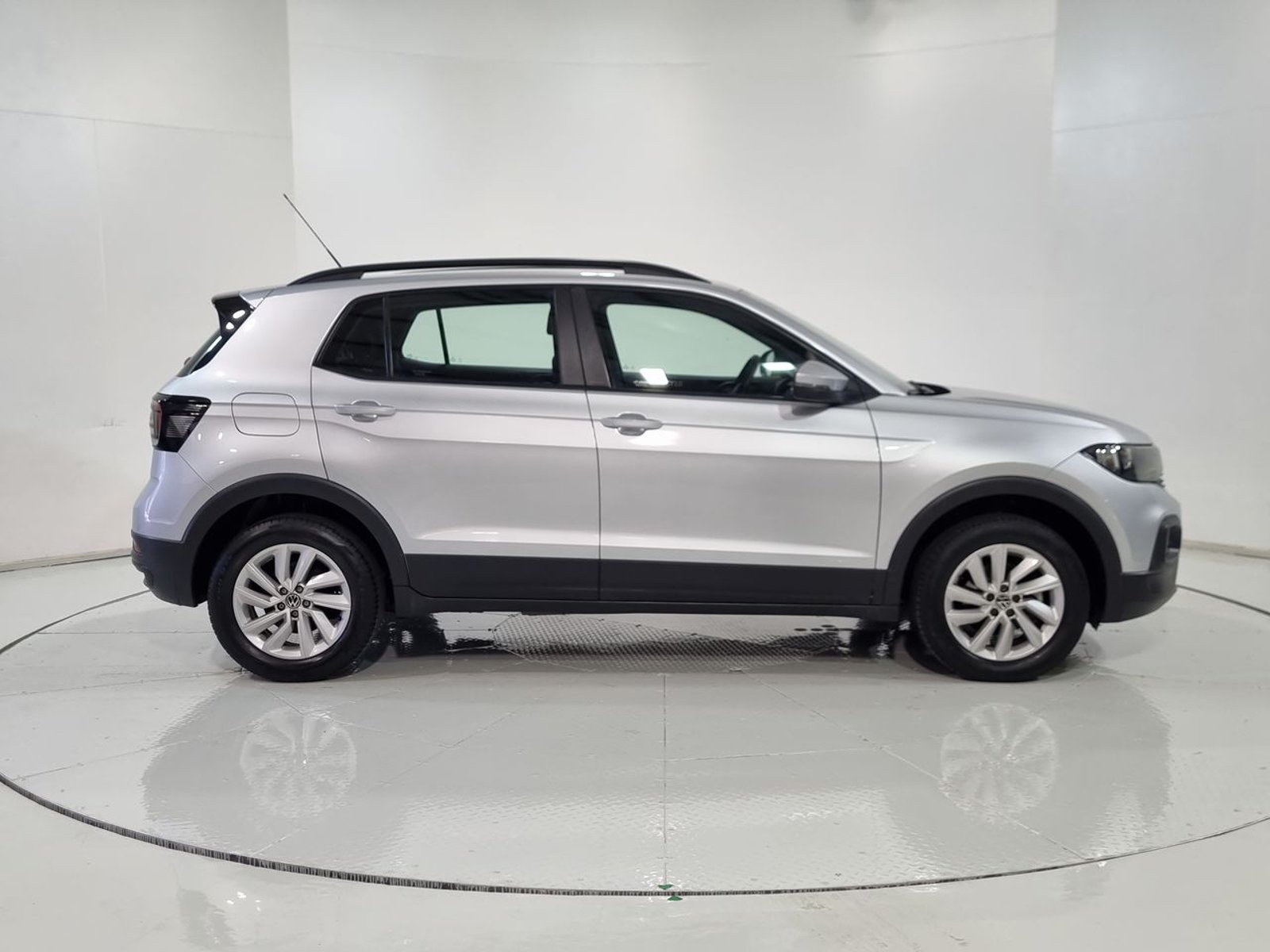 Volkswagen T-CROSS T CROSS TSI 1.0 2024 - Imagen 13 de 20