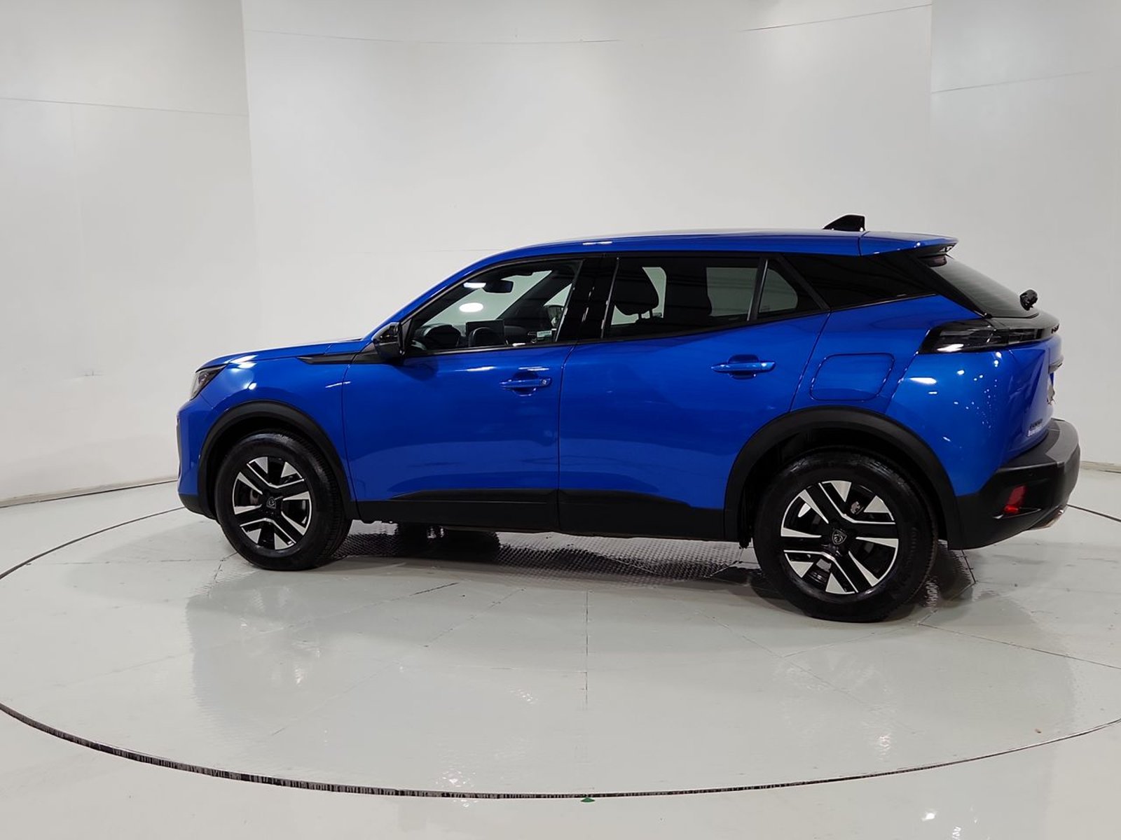 Peugeot 2008 ACTIVE 130 1.2 2025 - Imagen 6 de 20