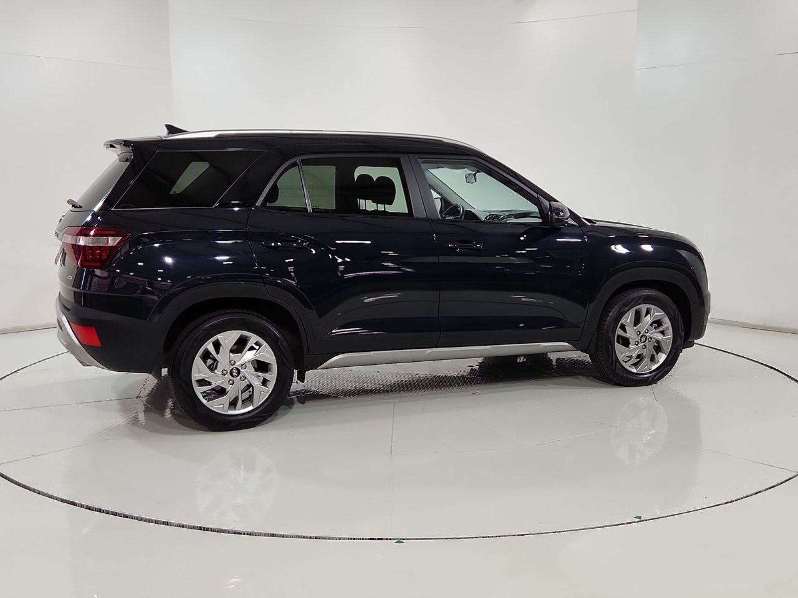 Hyundai CRETA GRAND MPI 2.0 2022 - Imagen 12 de 20