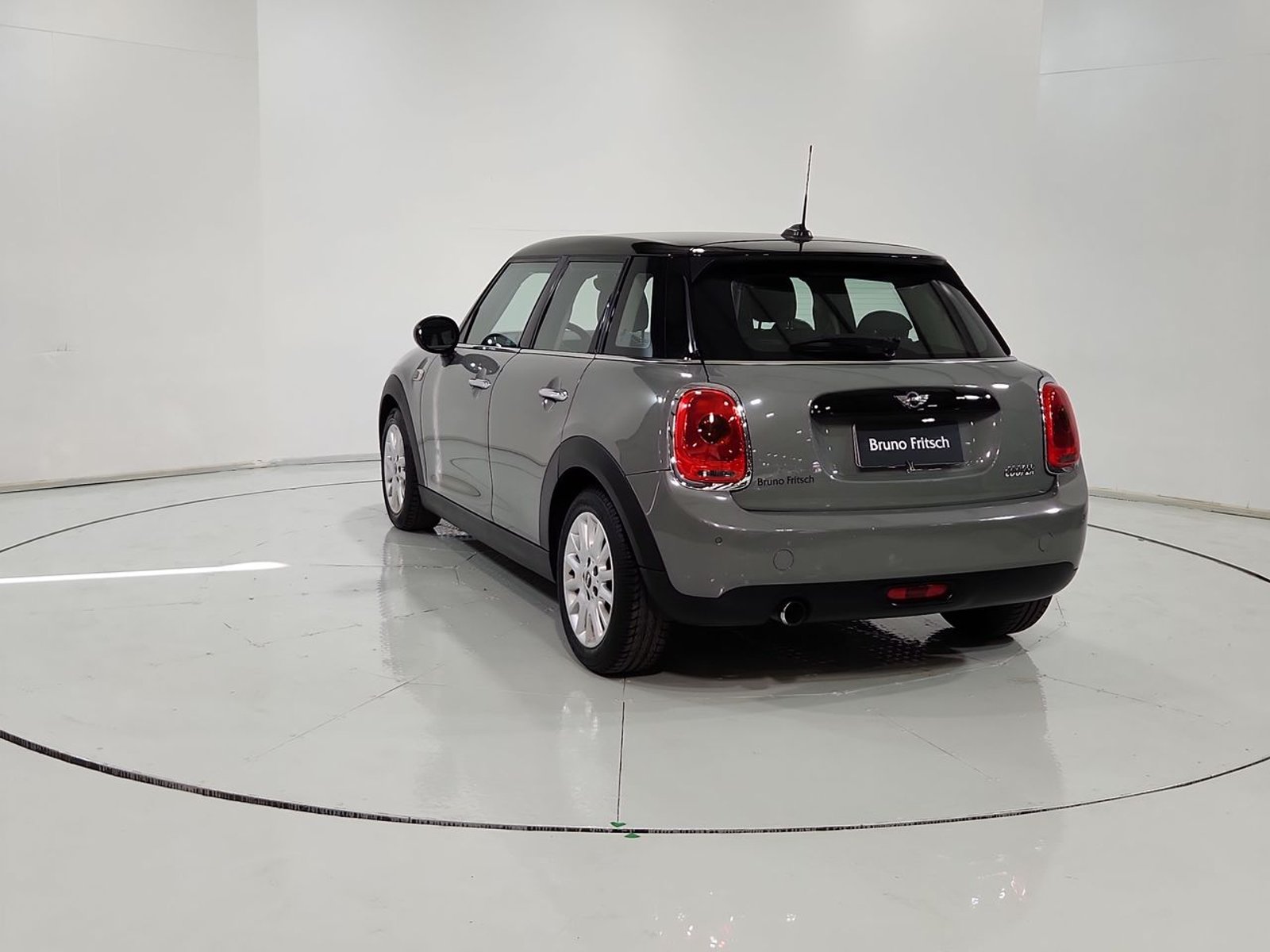 Mini COOPER F55 COOPER PEPPER HB 1.5 2016 - Imagen 8 de 20