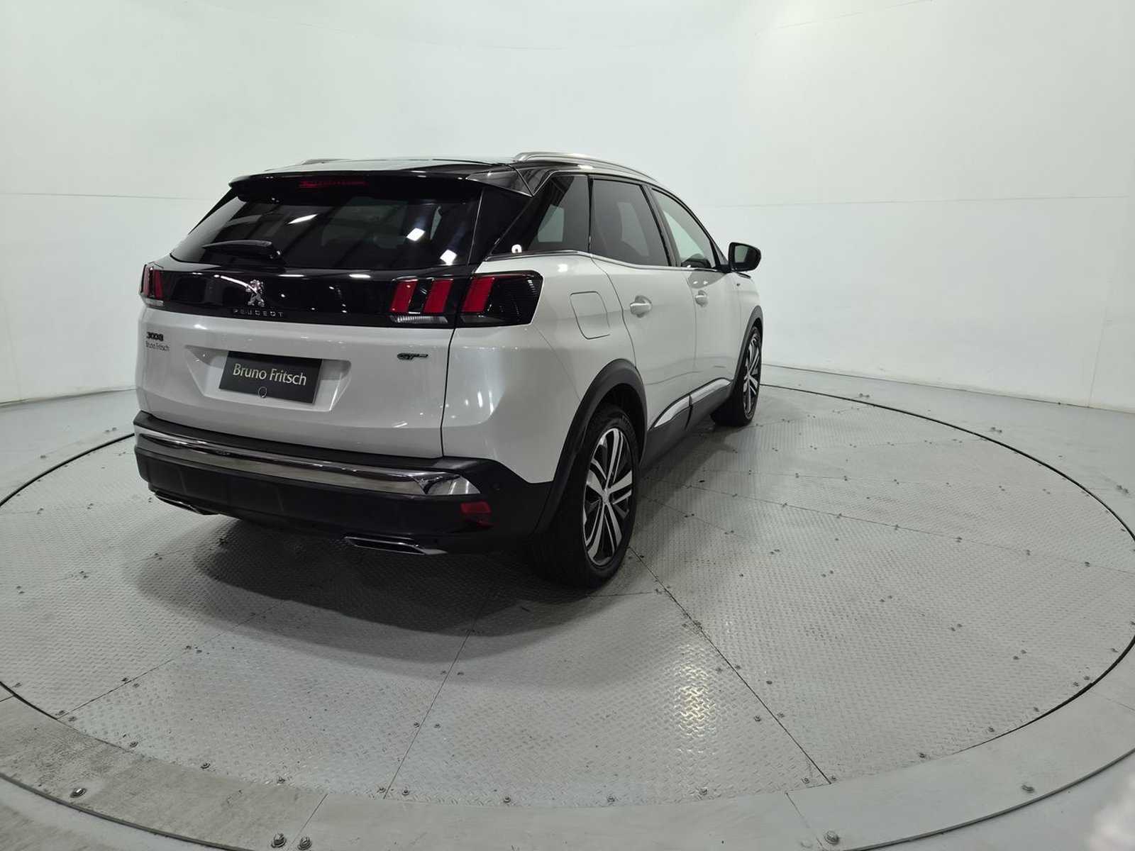Peugeot 3008 GT BLUEHDI 2.0 AUT 2020 - Imagen 8 de 20