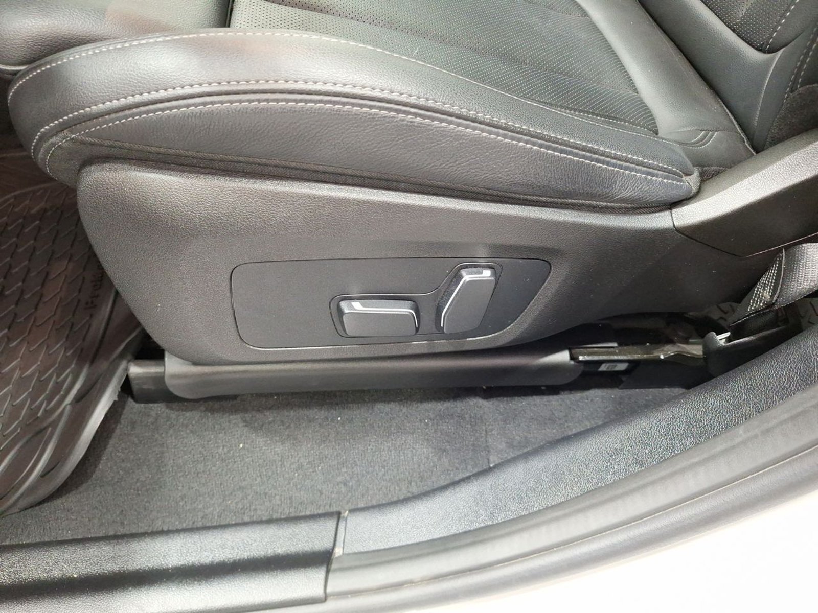 Bmw X4 XDRIVE 20I 4X4 2.0 AT 2024 - Imagen 17 de 20
