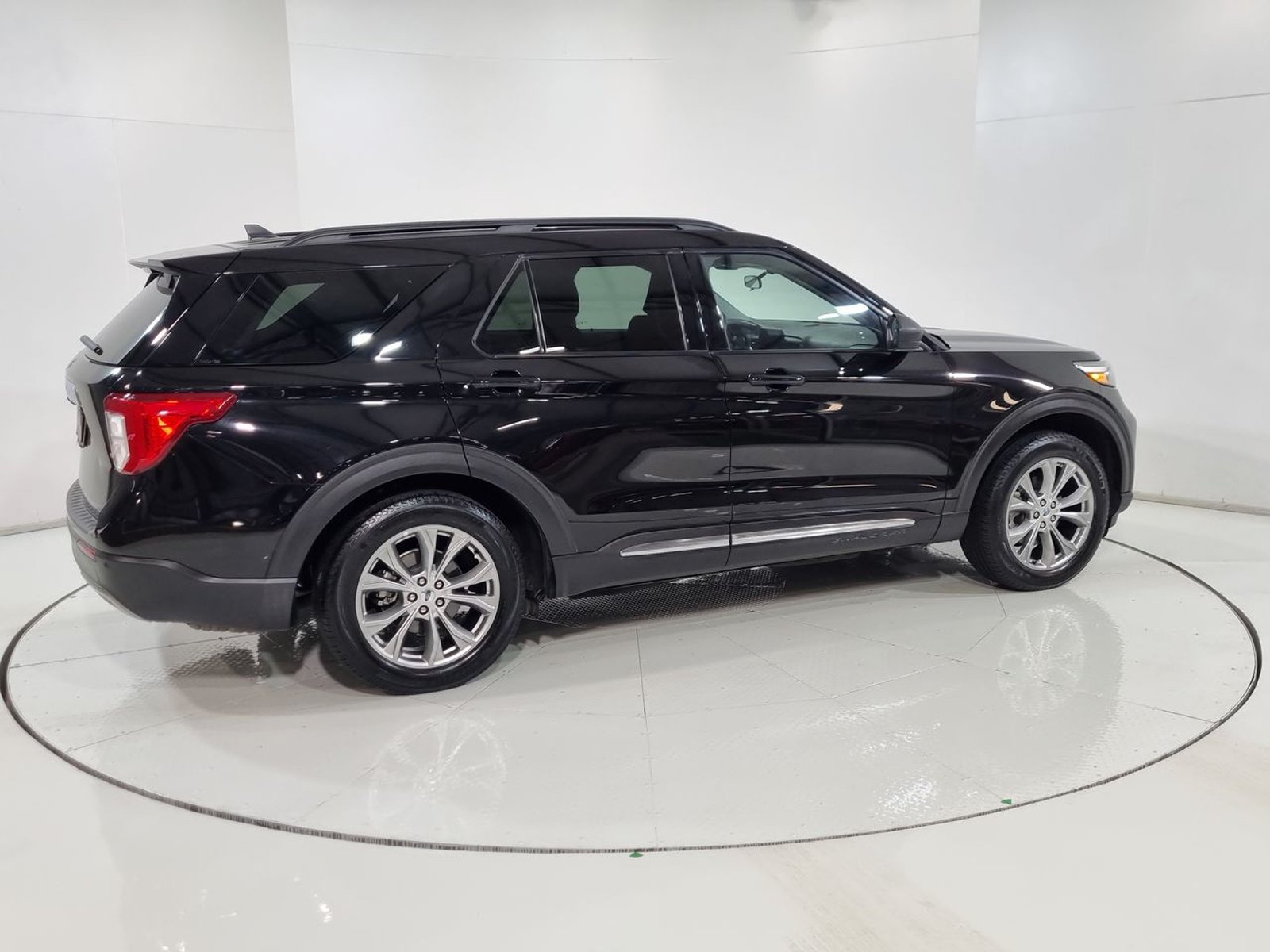 Ford EXPLORER XLT 2.3 AUT 2024 - Imagen 12 de 20