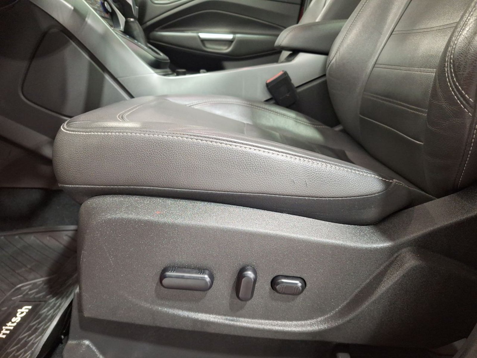 Ford ESCAPE 4X4 2.0 AUT 2020 - Imagen 17 de 20