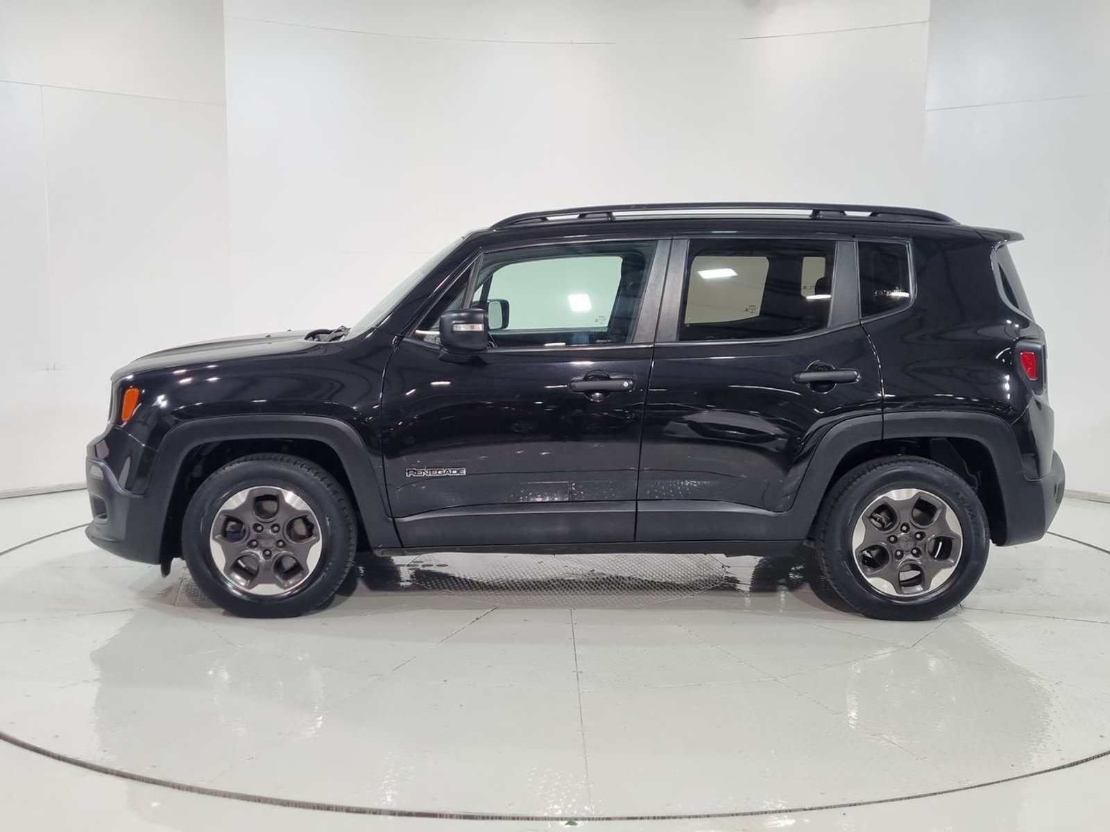 Jeep RENEGADE LX SPORT 1.7 2017 - Imagen 5 de 20