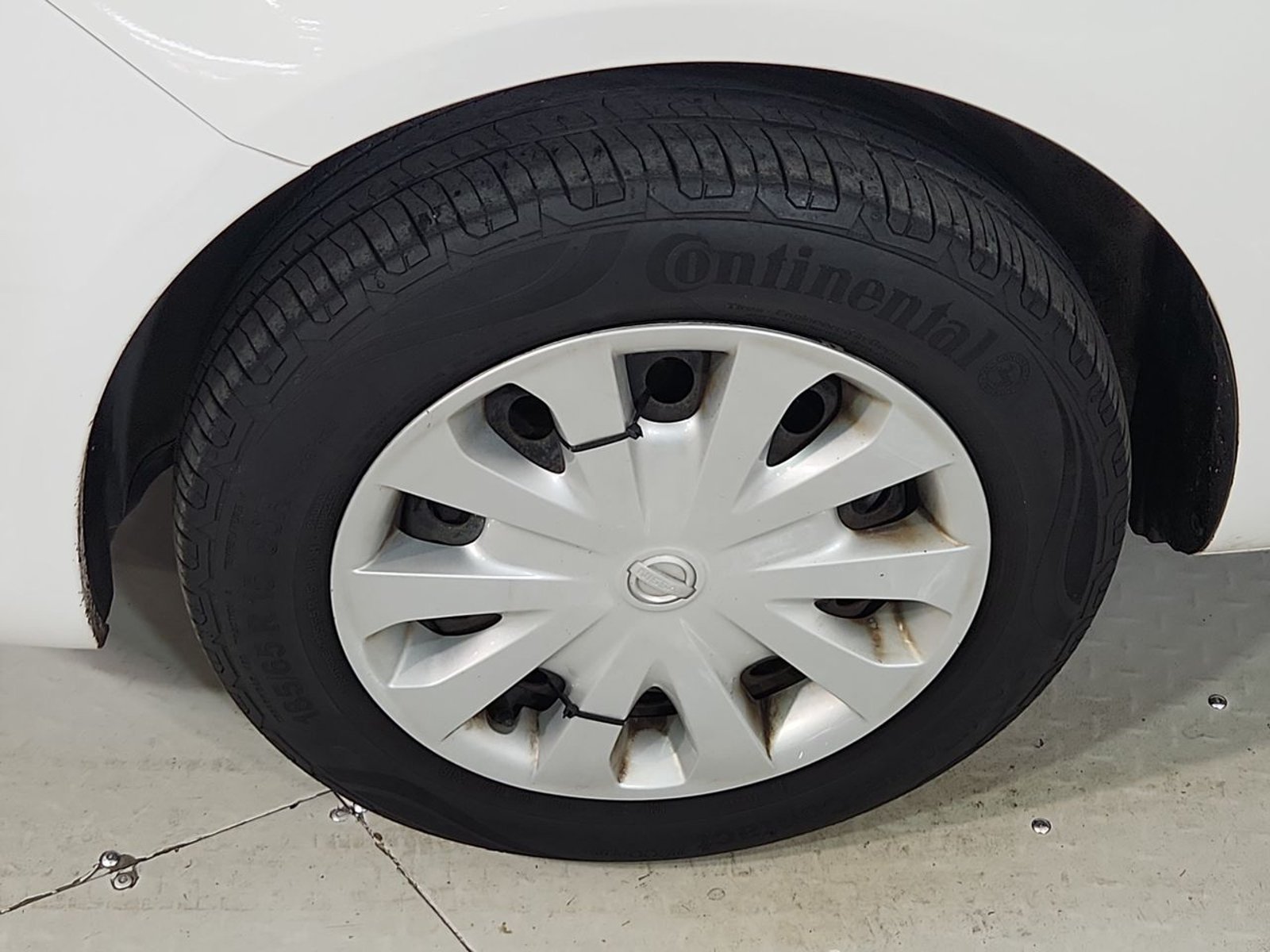 Nissan VERSA SENSE 1.6 2017 - Imagen 18 de 20