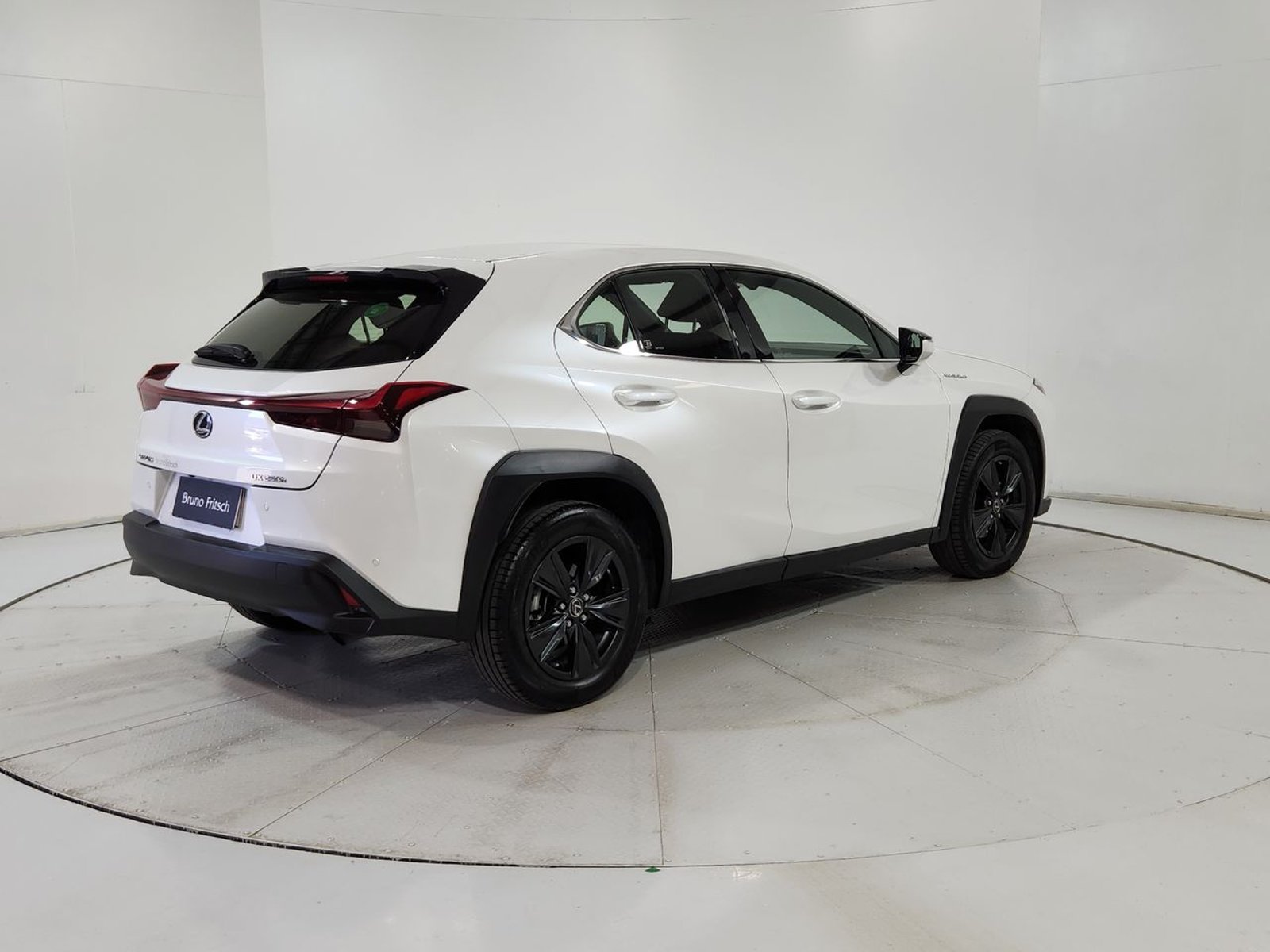 Lexus UX250H HATCH BACK 2.0 AUT 2023 - Imagen 11 de 20
