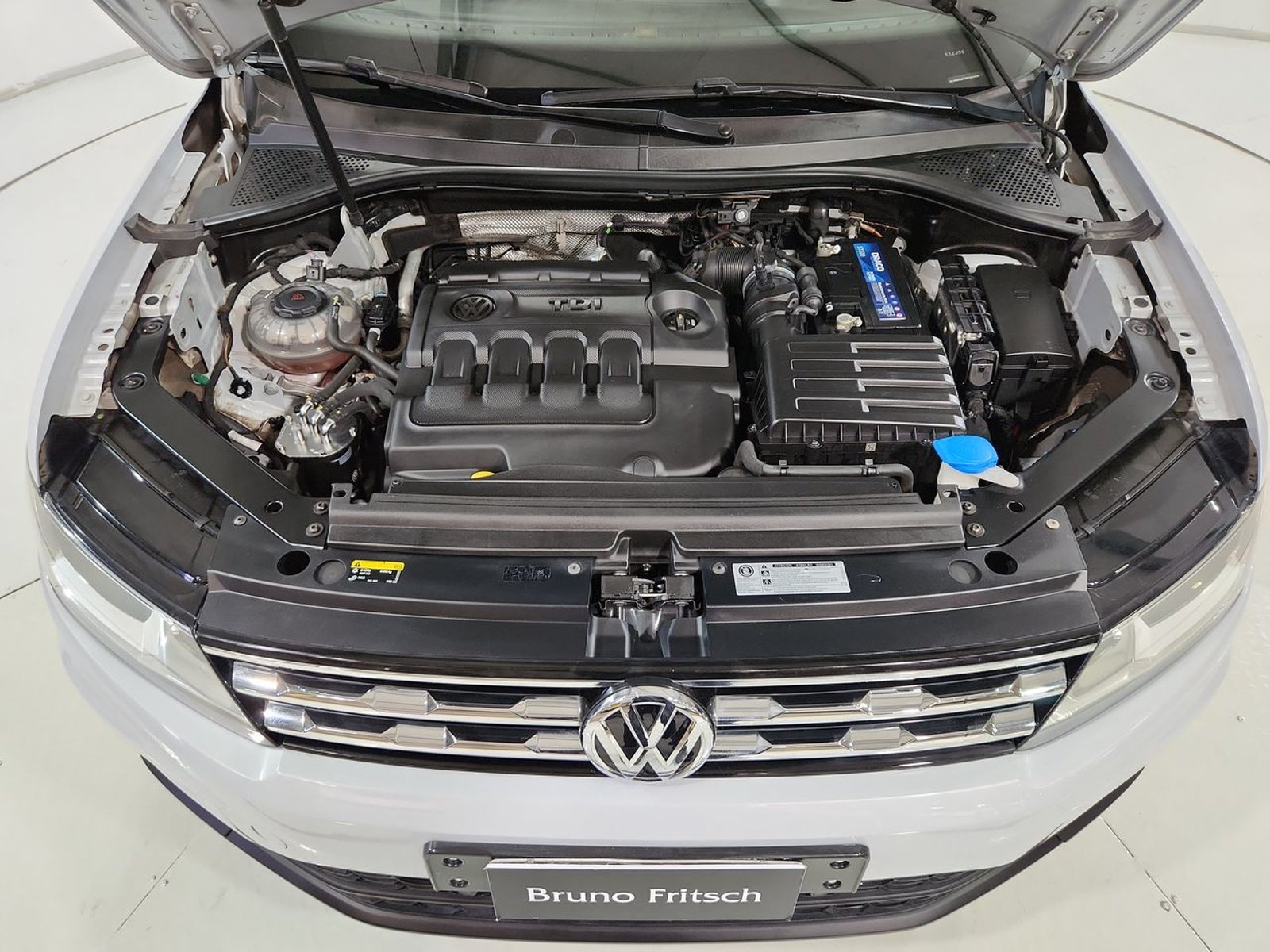 Volkswagen TIGUAN TDI 2.0 AUT 2018 - Imagen 19 de 20