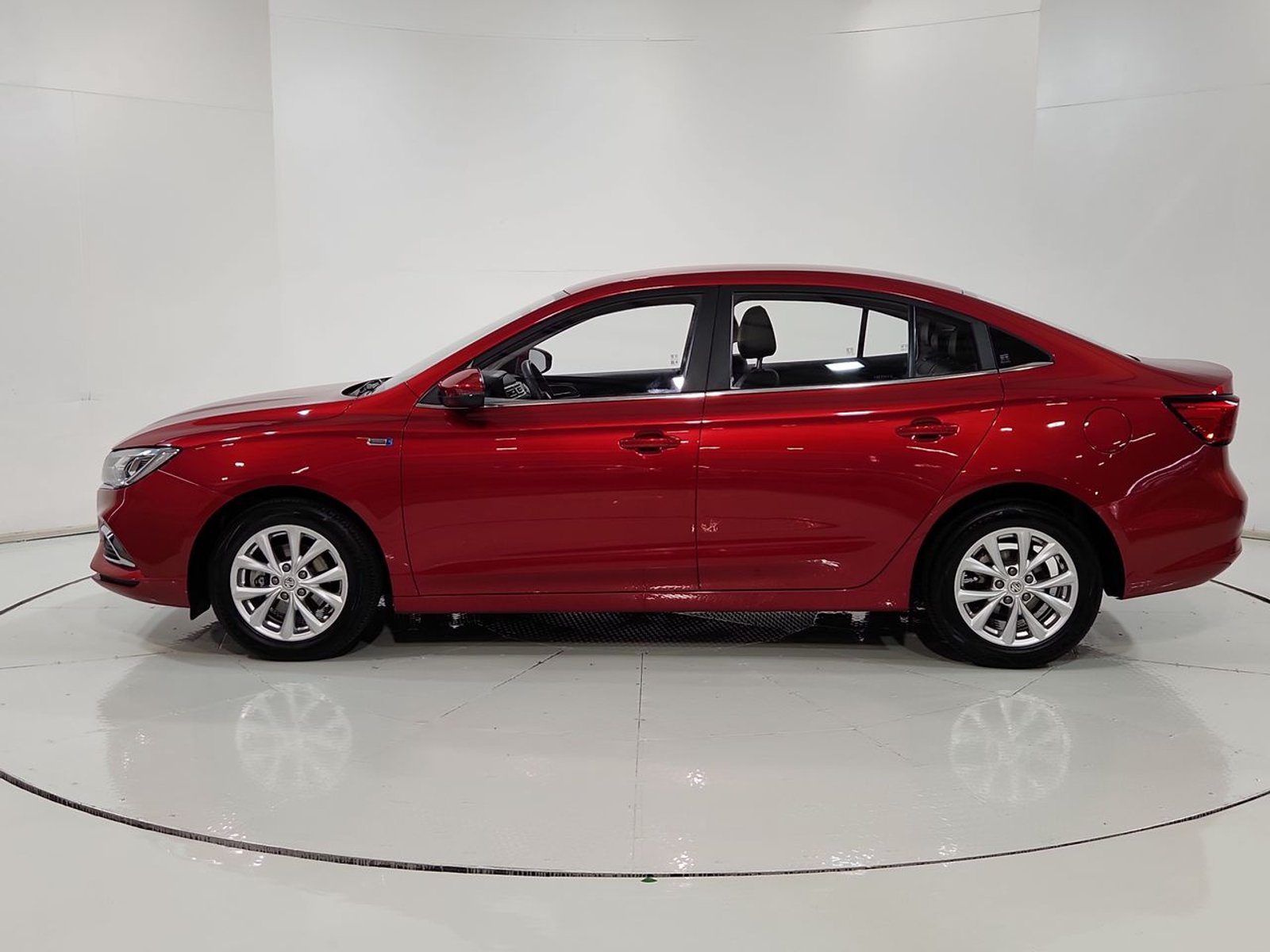 Mg 5  1.5L MT 2025 - Imagen 5 de 20