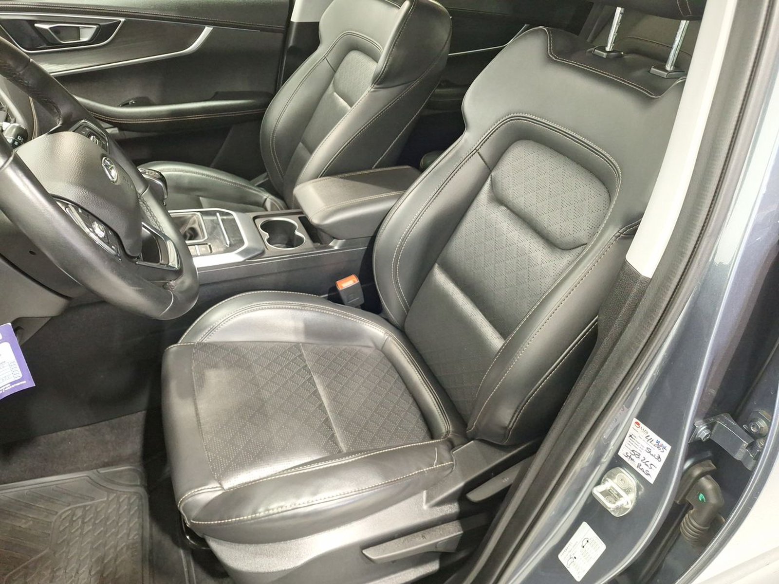 Chery TIGGO 8 1.5 2022 - Imagen 18 de 20
