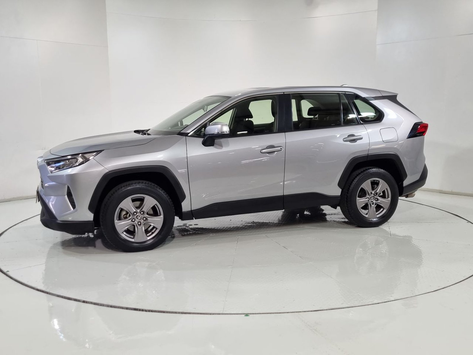 Toyota RAV4 OTTO 2.0 AUT 2023 - Imagen 4 de 20